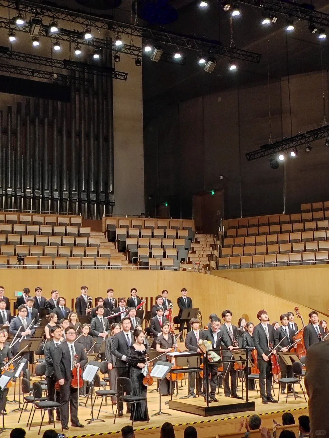 李心草指挥 穆索尔斯基 图画展览会