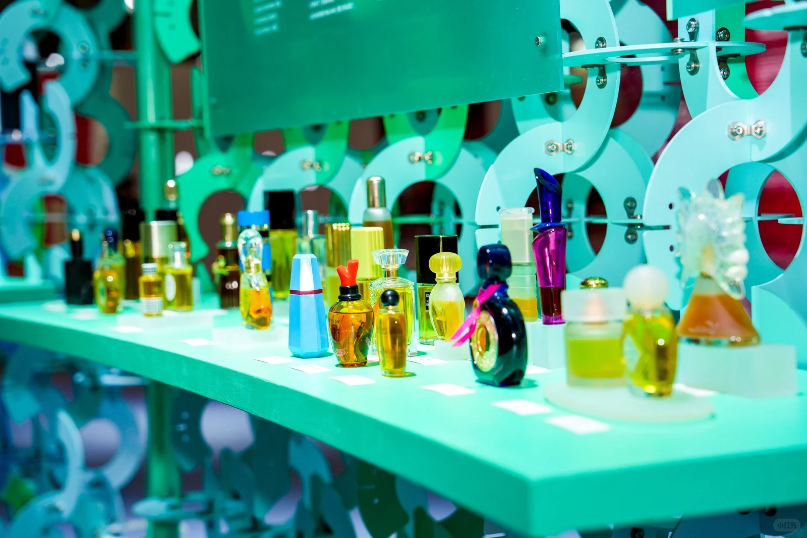 ?进博会百联展台一起来看艺术