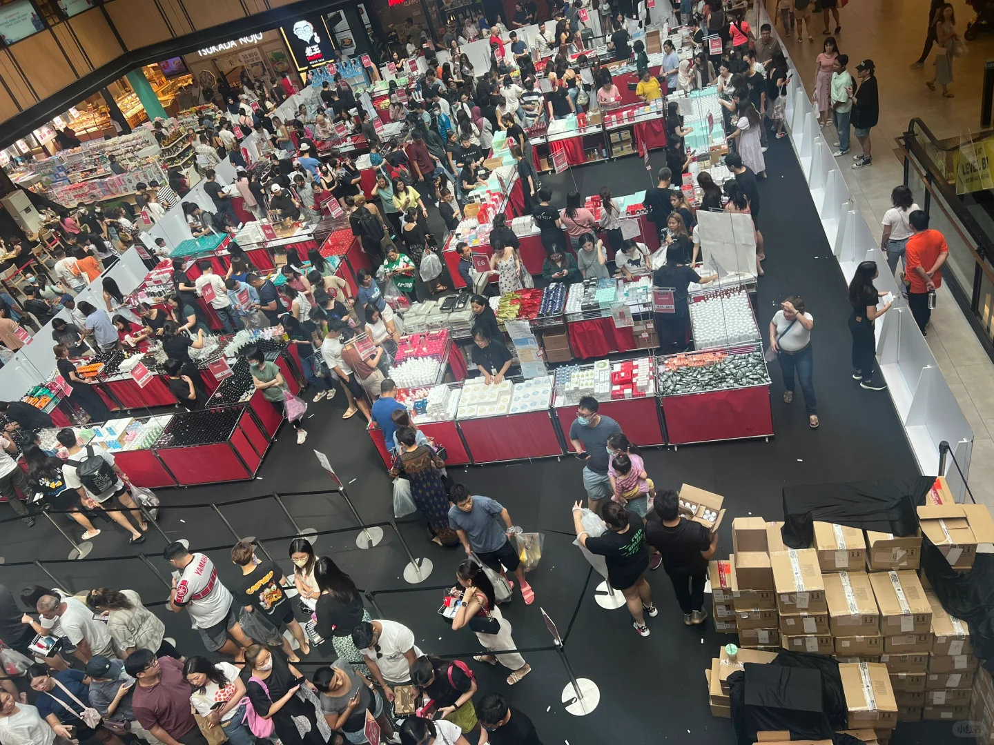 ??2025年巨型美妆博览会马上开始啦！