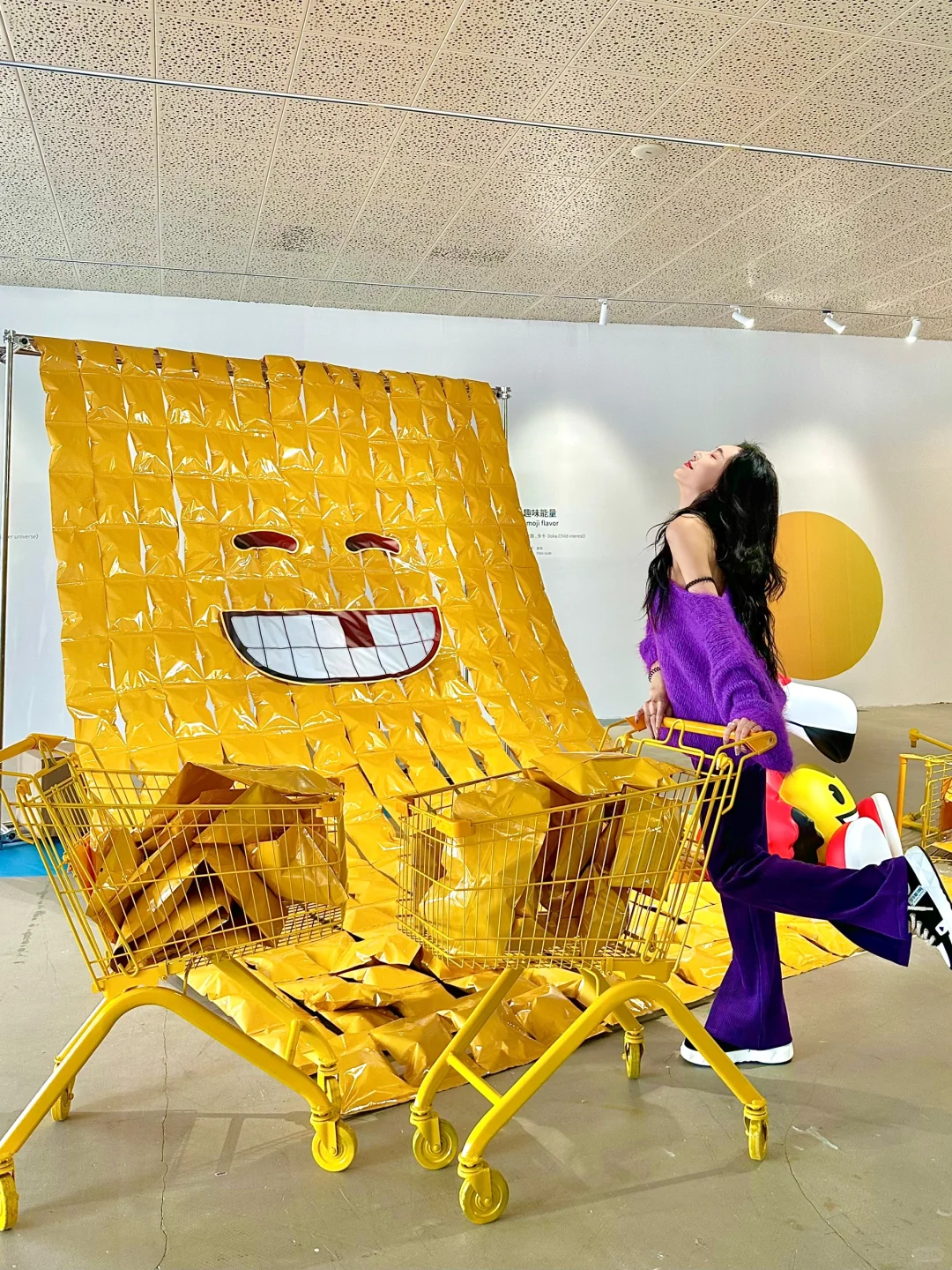 北京新展来啦?去emoji世界搞怪拍照???