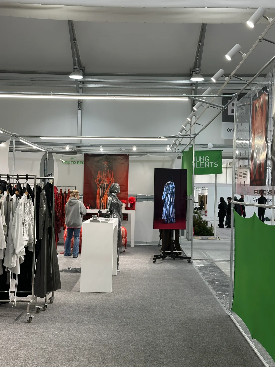 时尚脑袋必看！2025年上海时装周