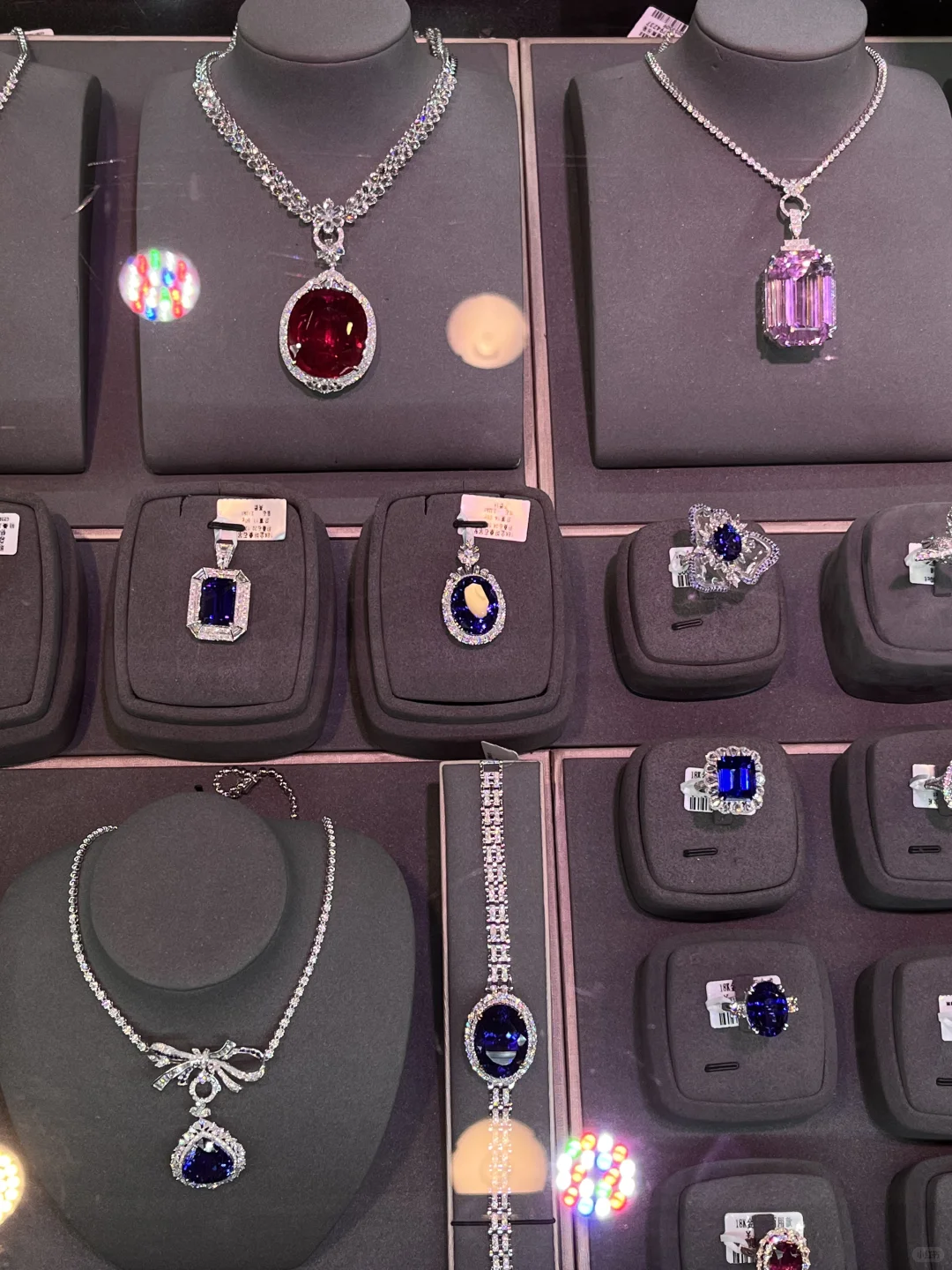 青岛！！！珠宝展！！！免费的！！！0r?