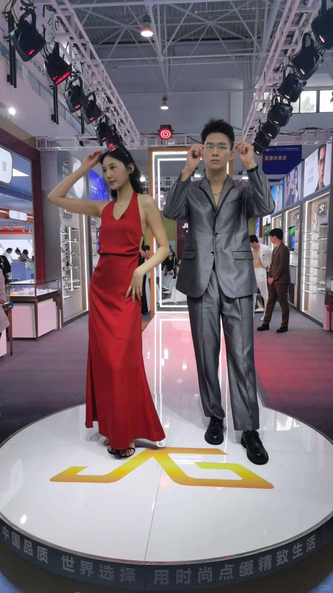 深圳展会志愿者 接送机兼职 充场观众