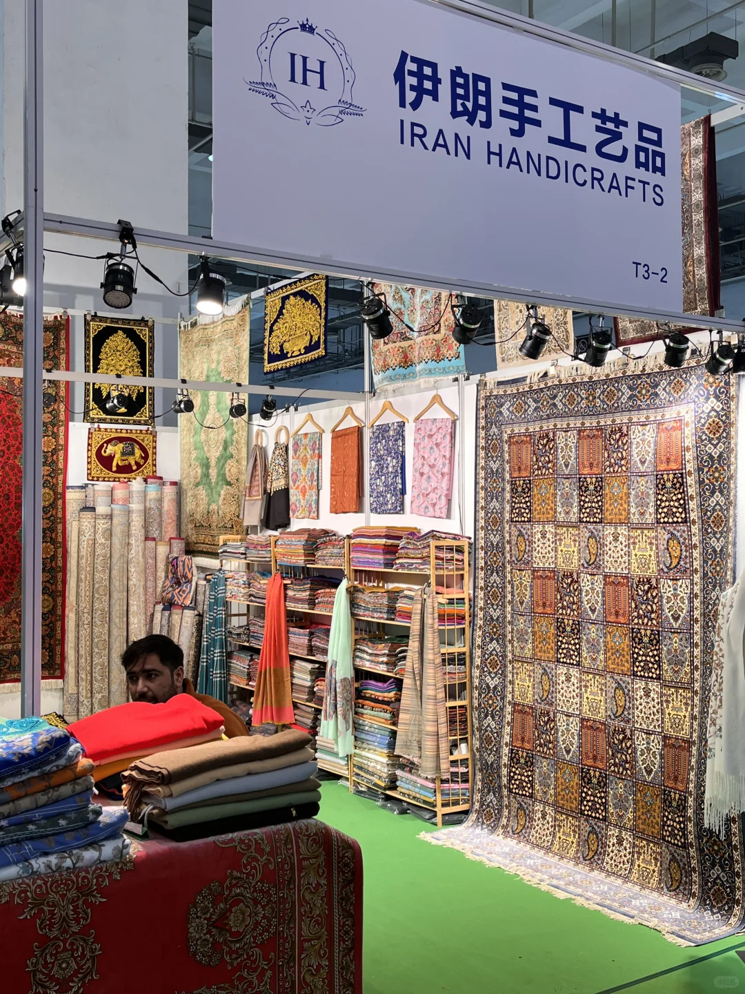 青岛！！！珠宝展！！！免费的！！！0r?