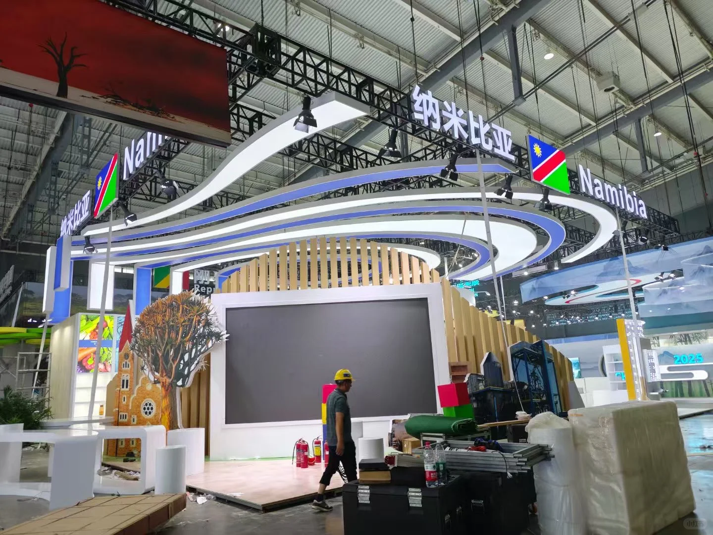 中非经贸博览会2025布展ing