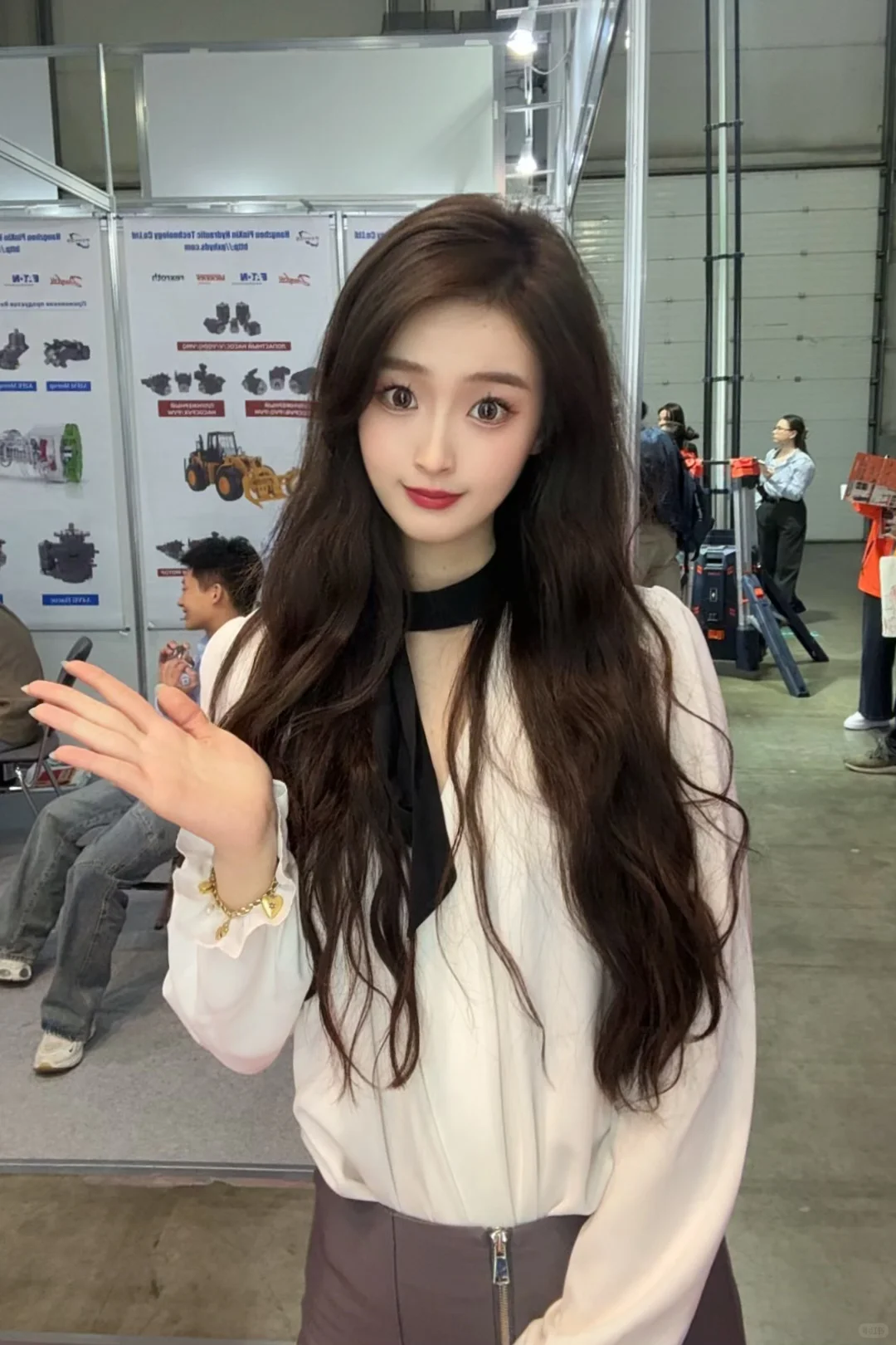 莫斯科翻译｜2点展会初遇，6点已飞彼得堡！?