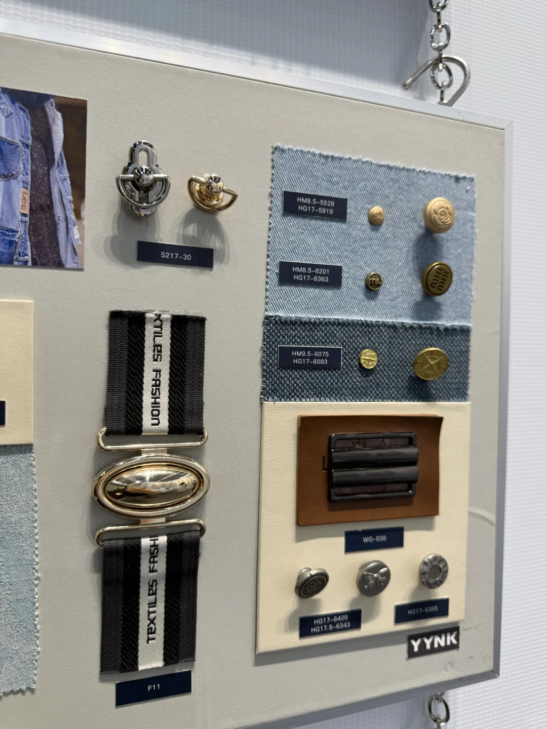 暴雨天与时装展是绝配