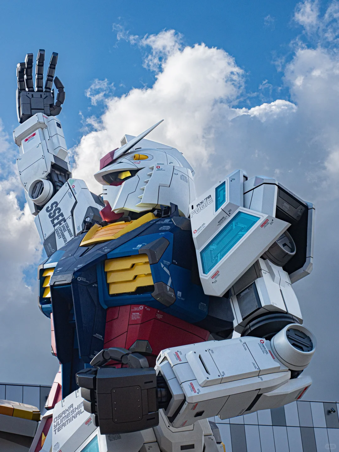 RX-78F00/E丨不可动的大阪世博会高达立像