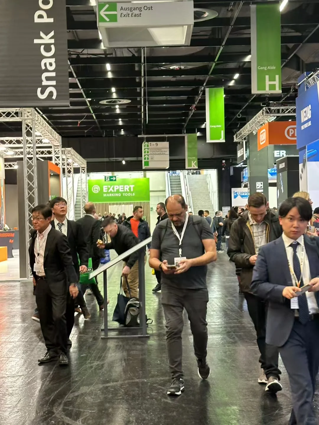 26科隆大年展招展