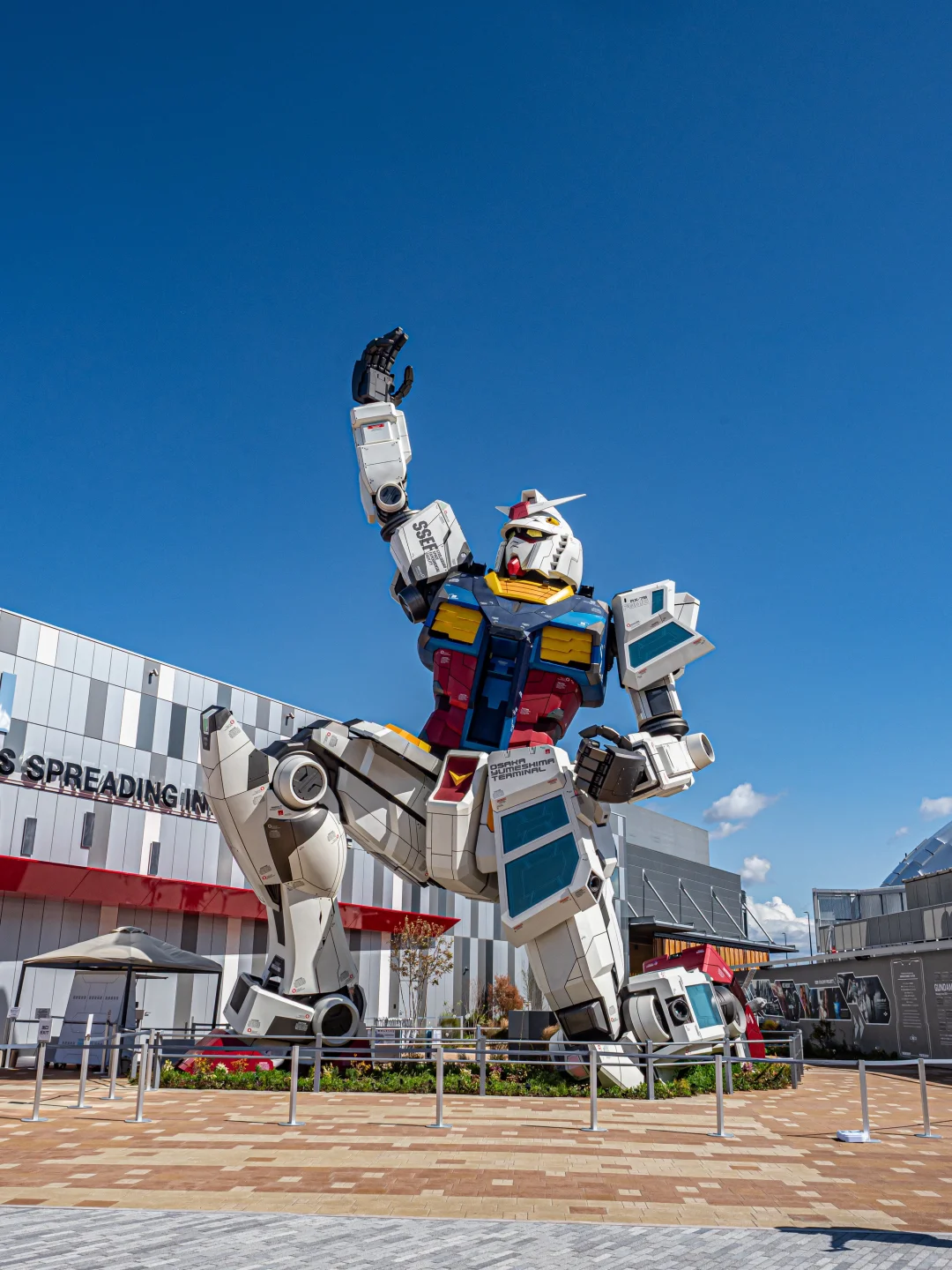 RX-78F00/E丨不可动的大阪世博会高达立像