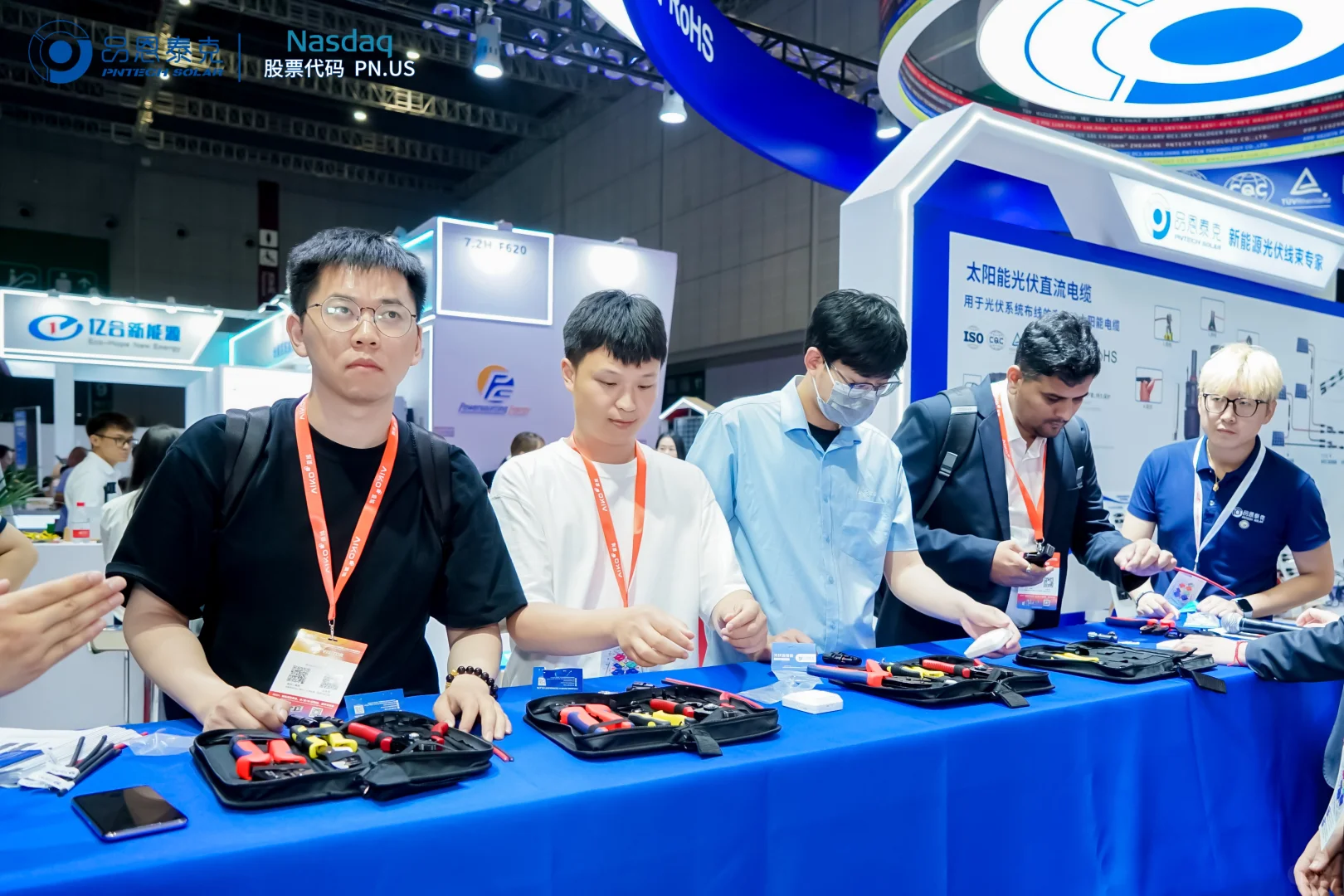 品恩泰克闪耀光伏展，开启绿色能源新征程！