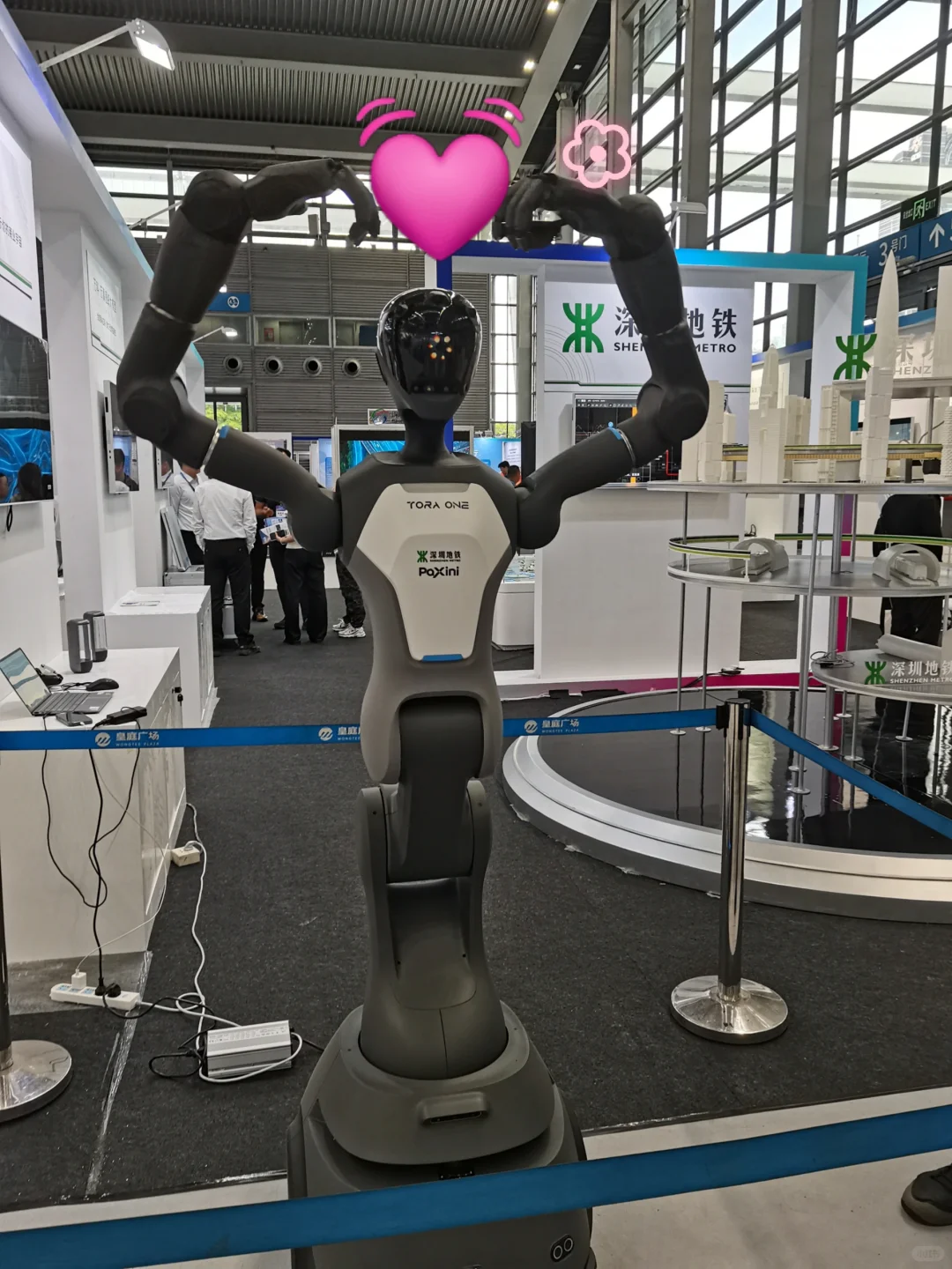 深圳AI展会现场，AI产品大爆发！?