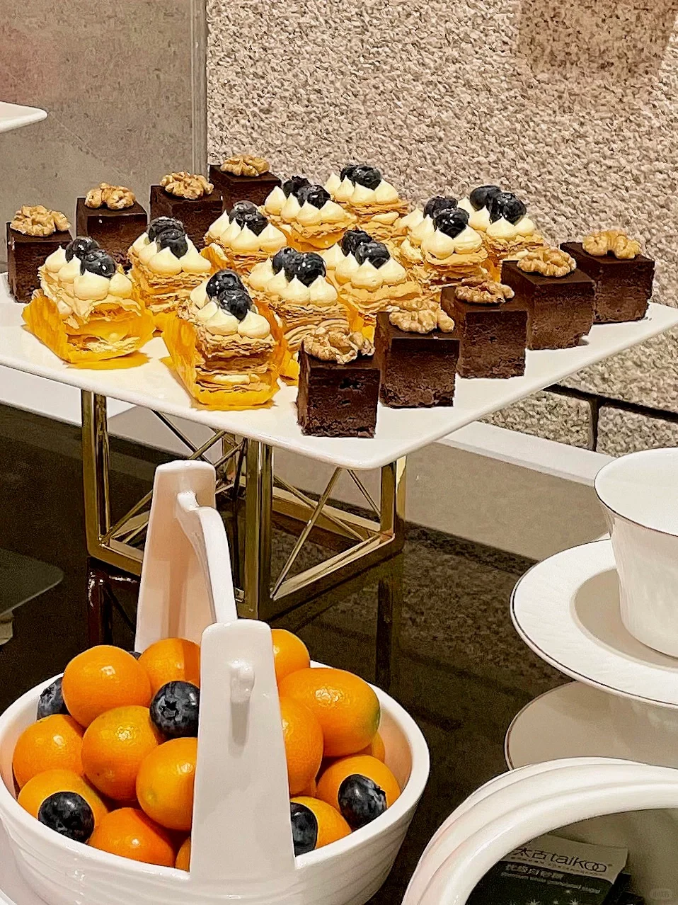 重生会展打工人之我在会展做茶歇?