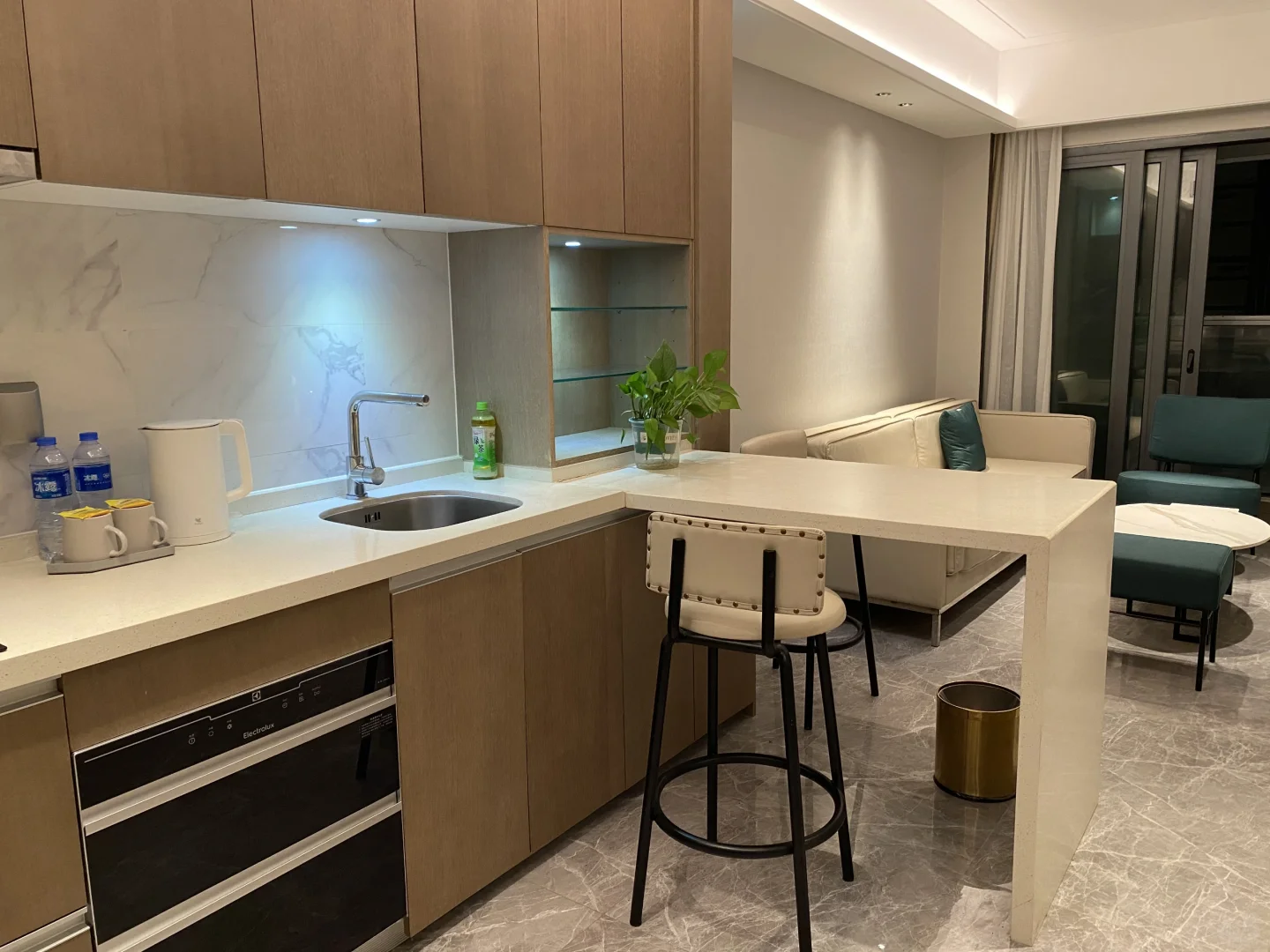 个人转租！深圳会展中心旁3.5k神仙一房一厅