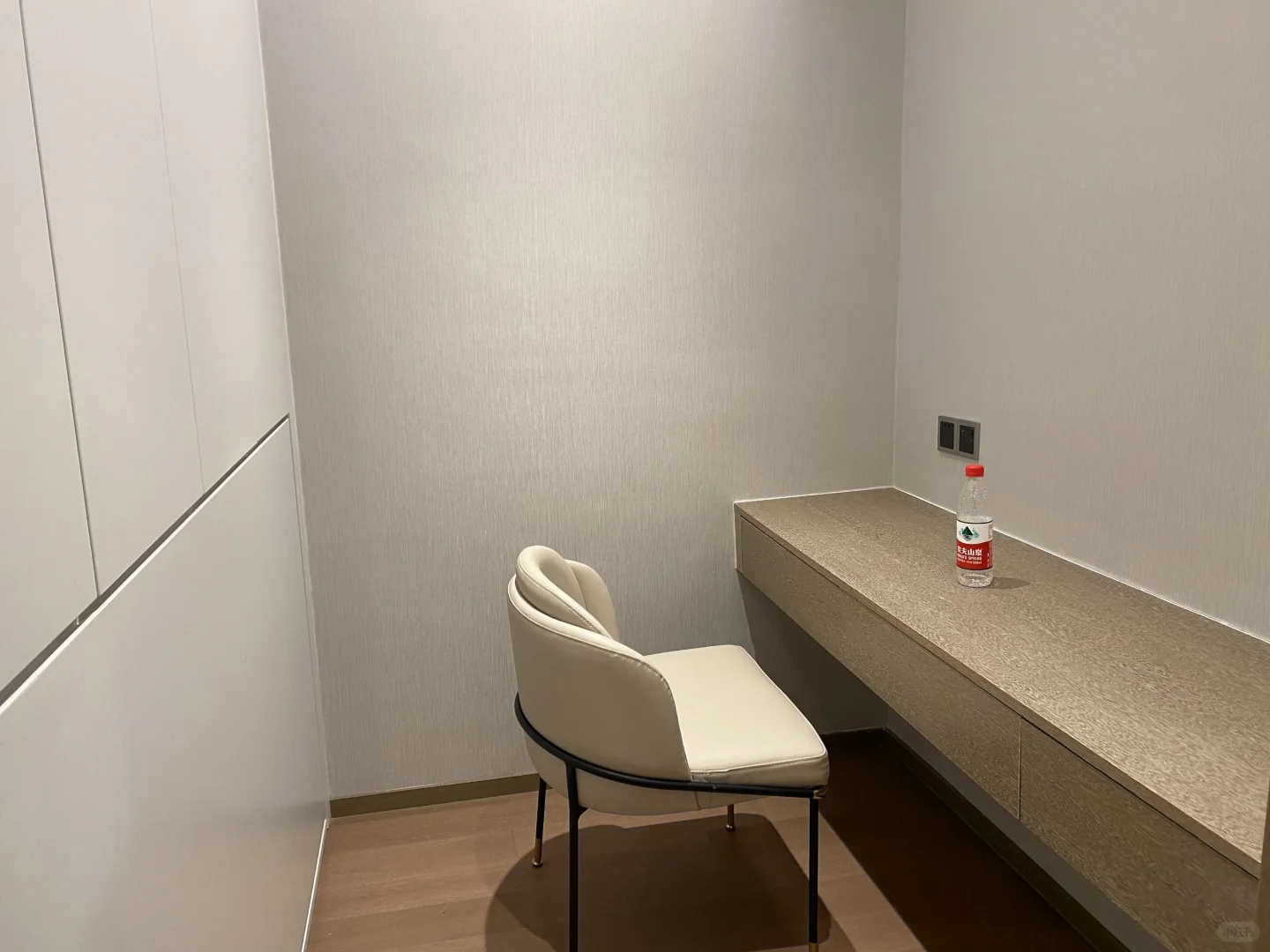 个人转租！深圳会展中心旁3.5k神仙一房一厅