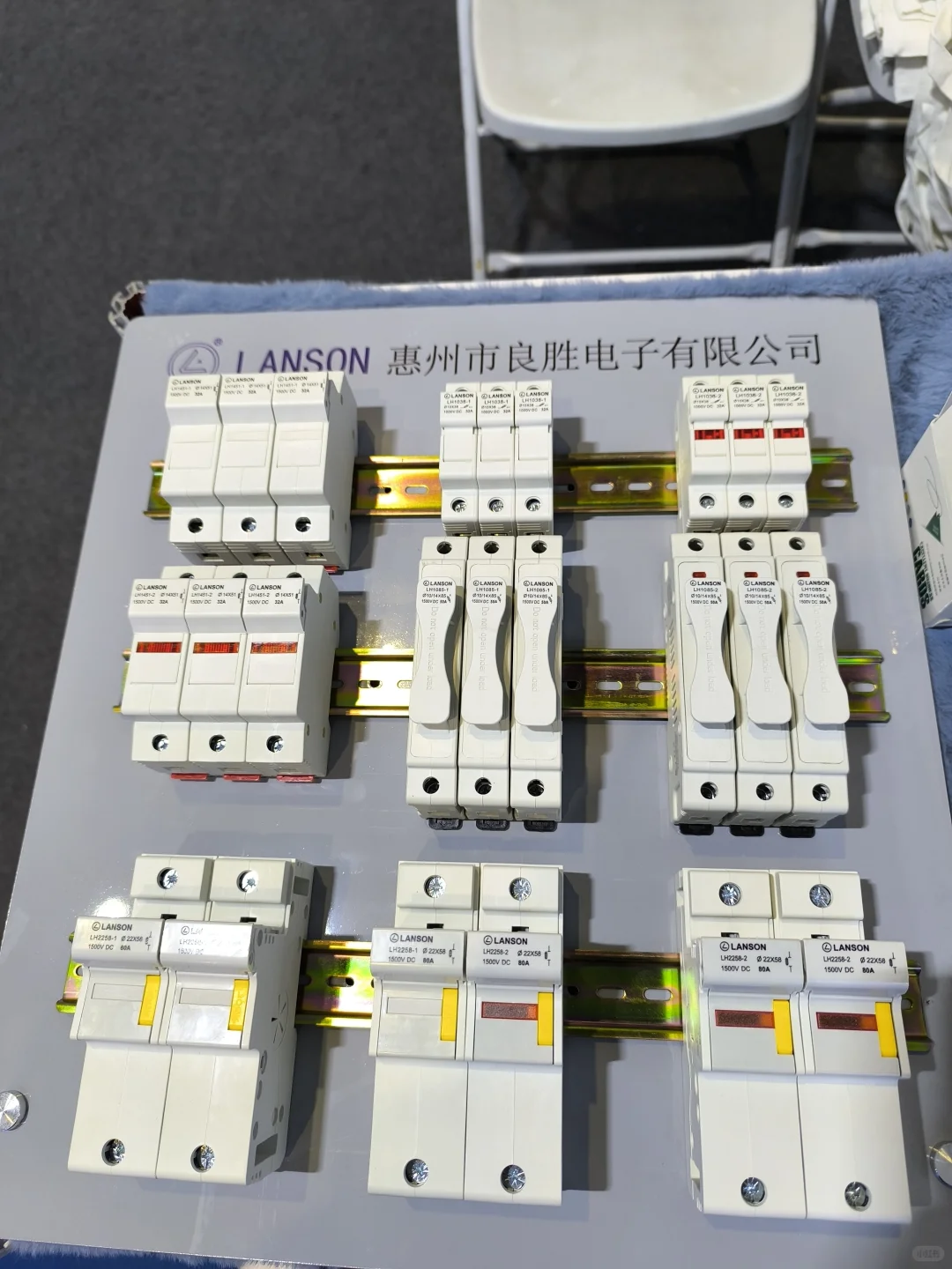 SENC 现场人山人海?