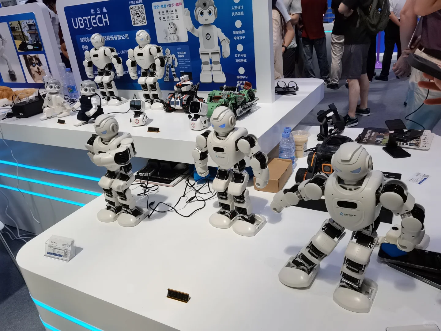 深圳AI展会现场，AI产品大爆发！?