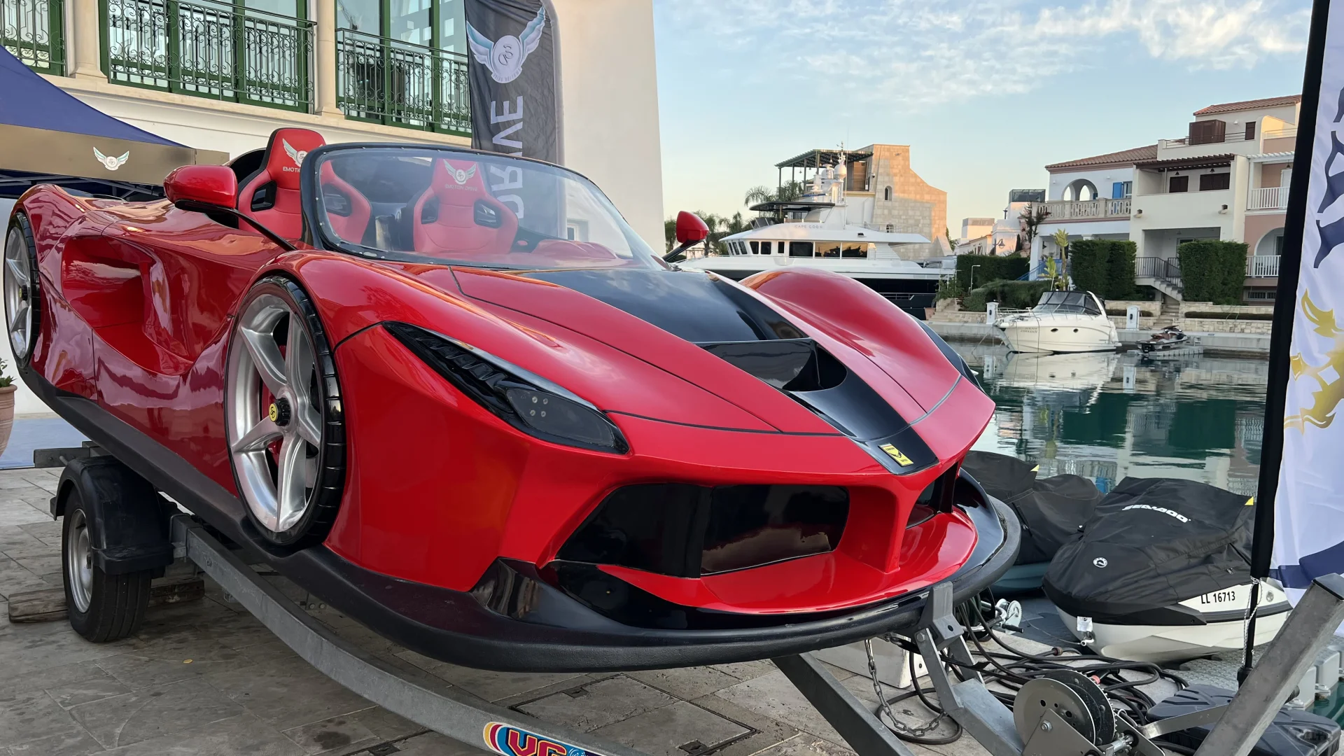 一年一度的游艇展