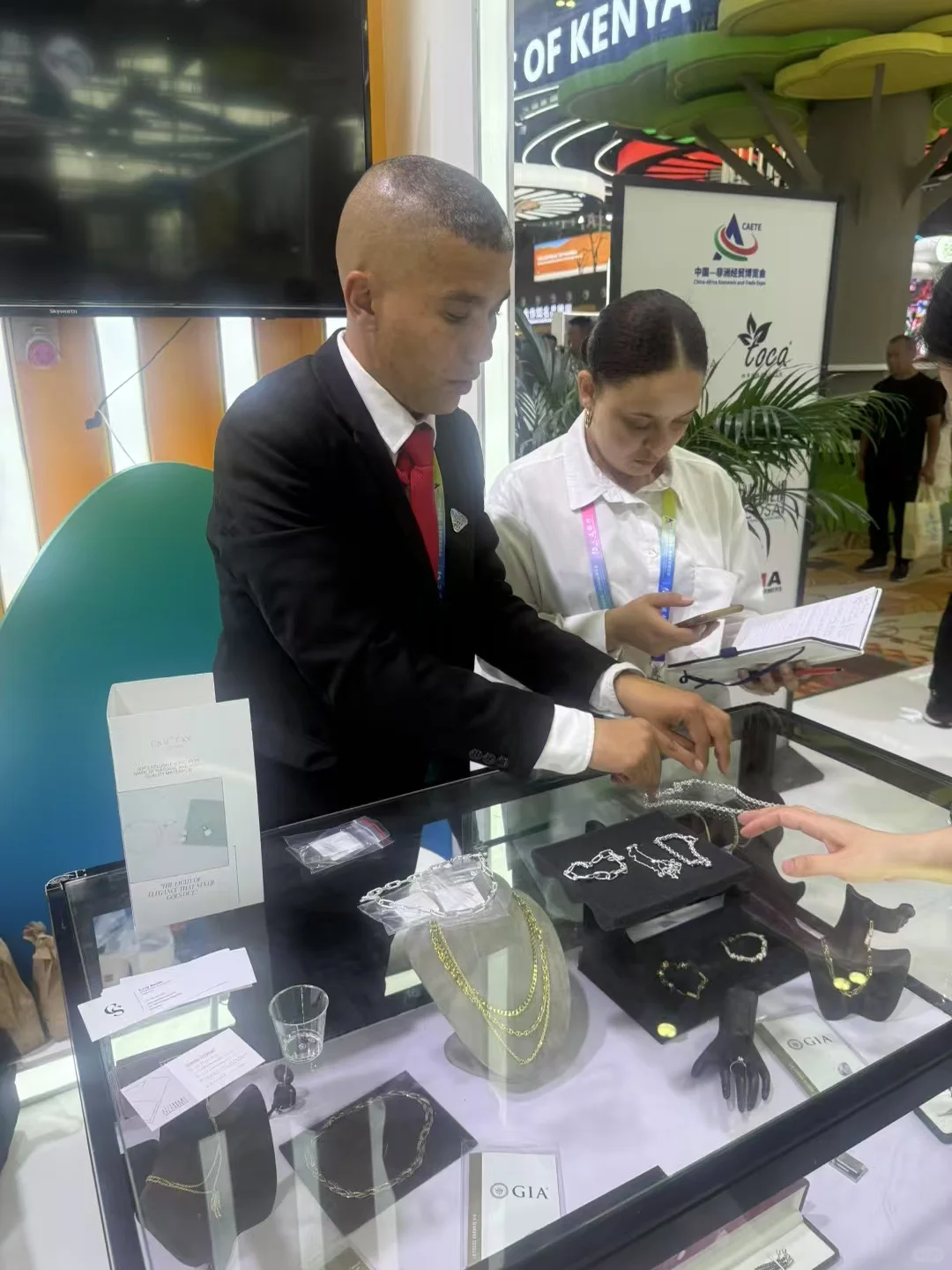 爆满的展会！！！