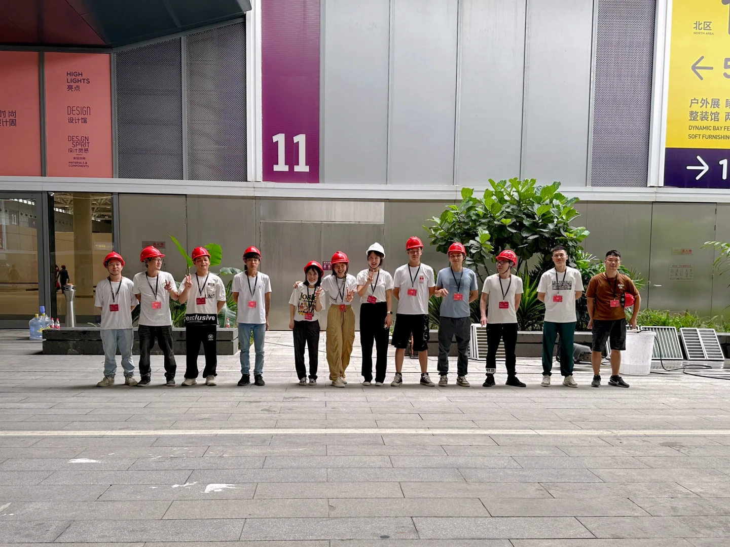 上海虹桥，国家会展中心鲜花绿植布置