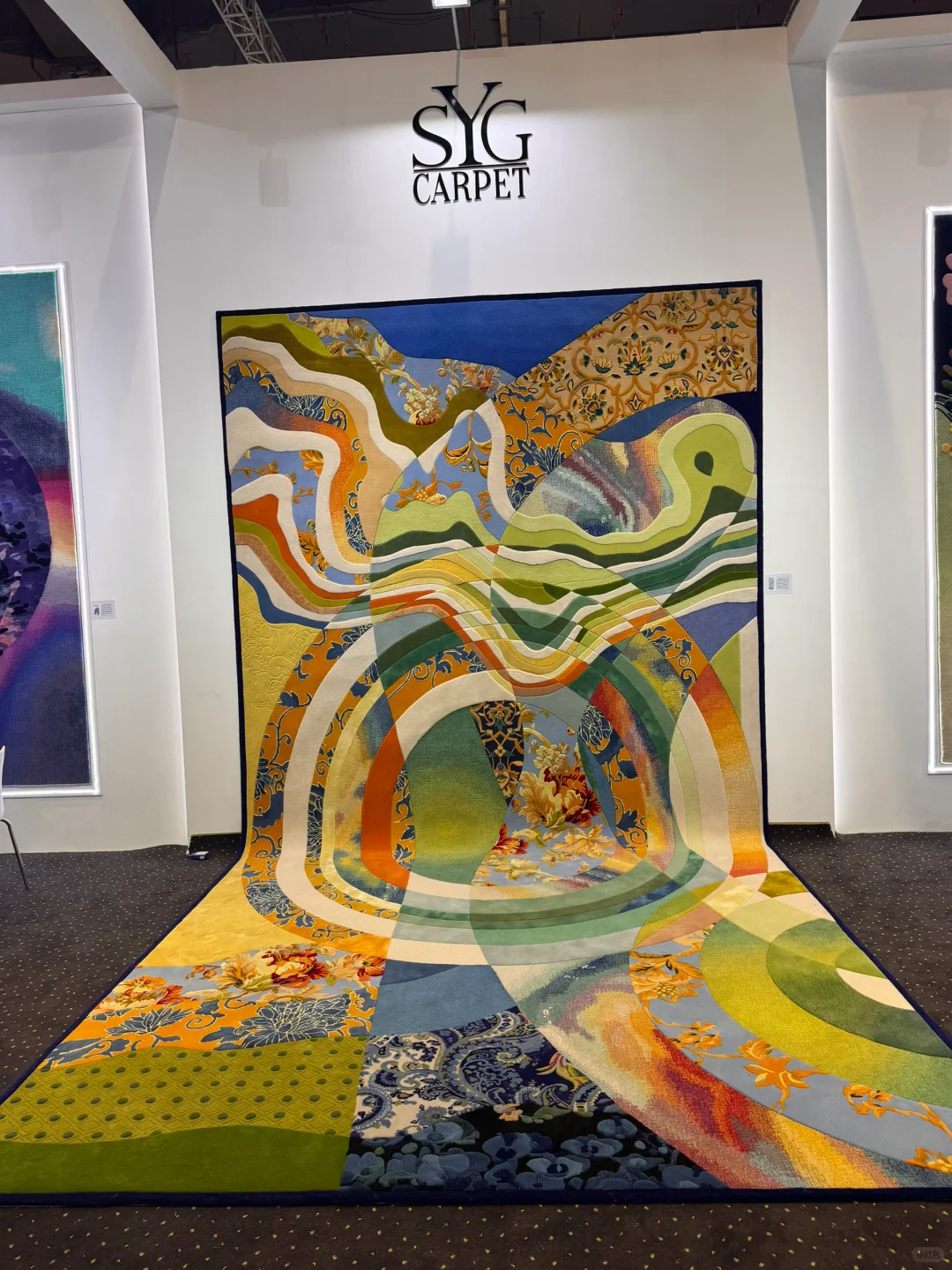 上海domotex地材展｜超美花型地毯，太治愈了