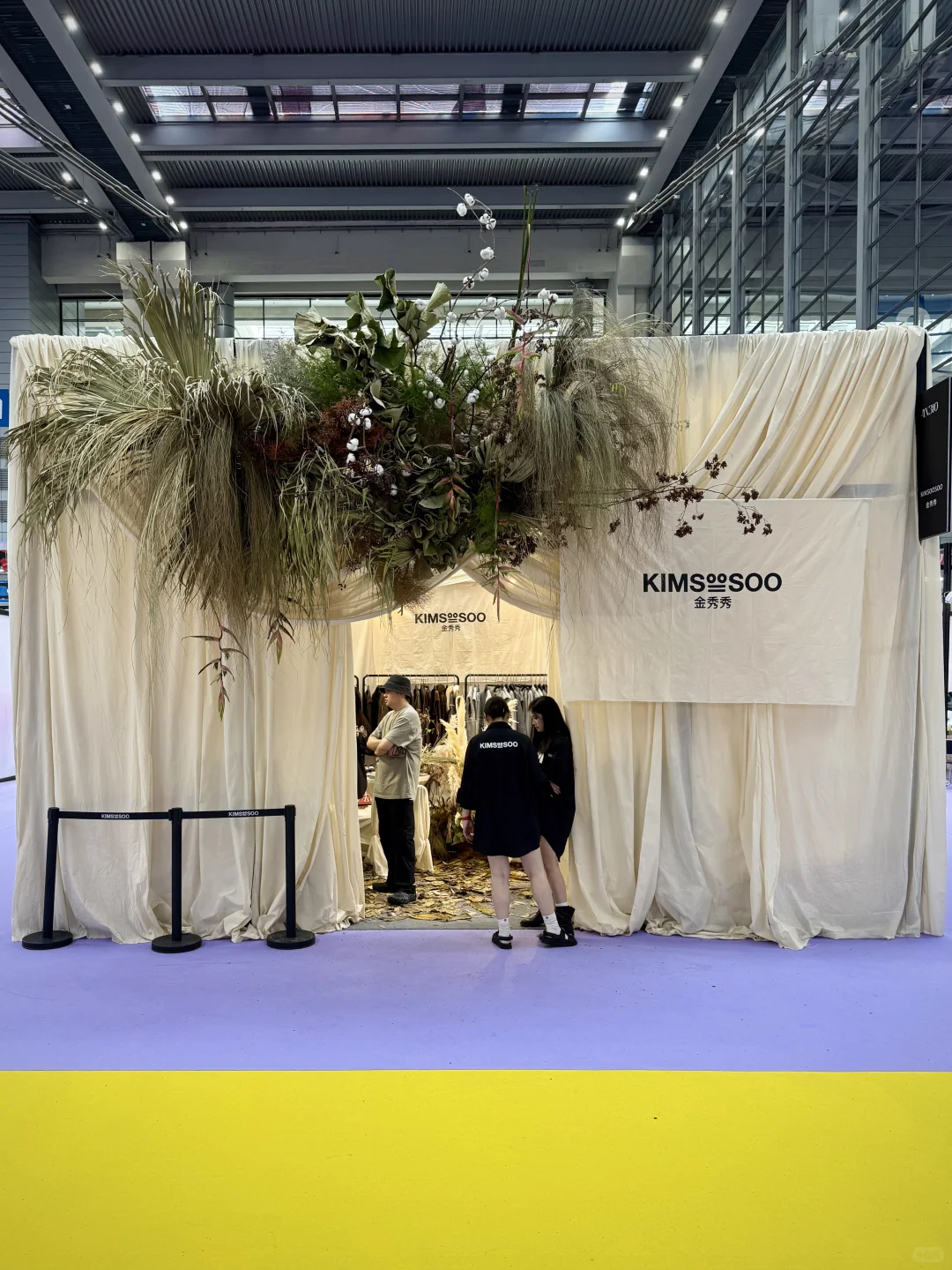 来大湾区国际女装展览会当时尚体验官了喂～