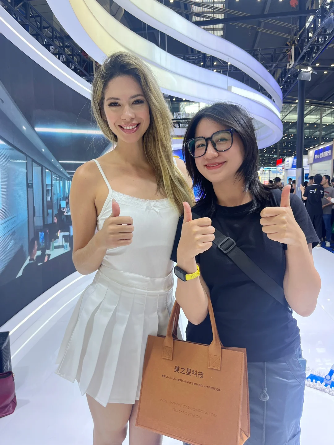 今天的会展中心！