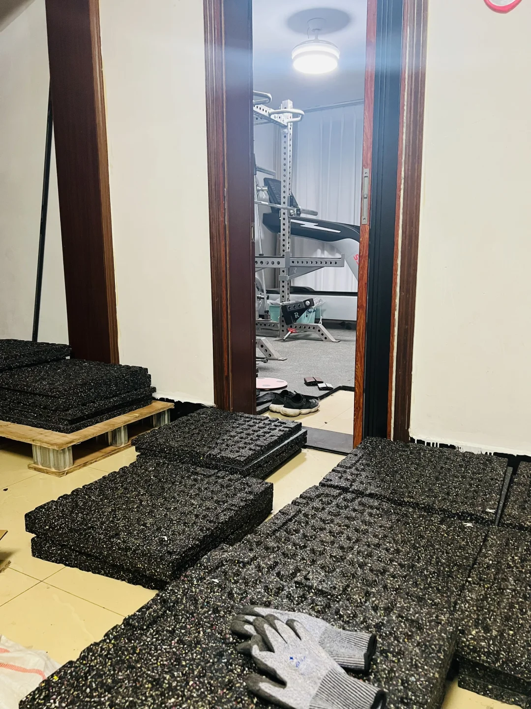 分享我第2次买健身房地胶垫，避免踩坑?