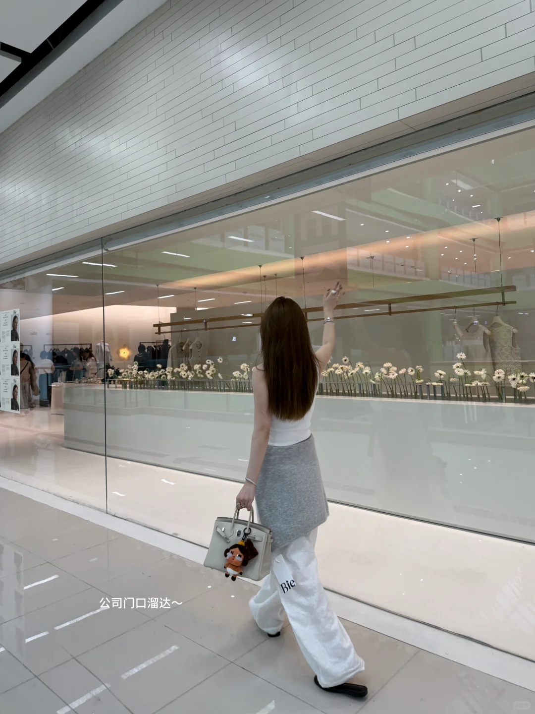 发现个宝藏Showroom，快去！?