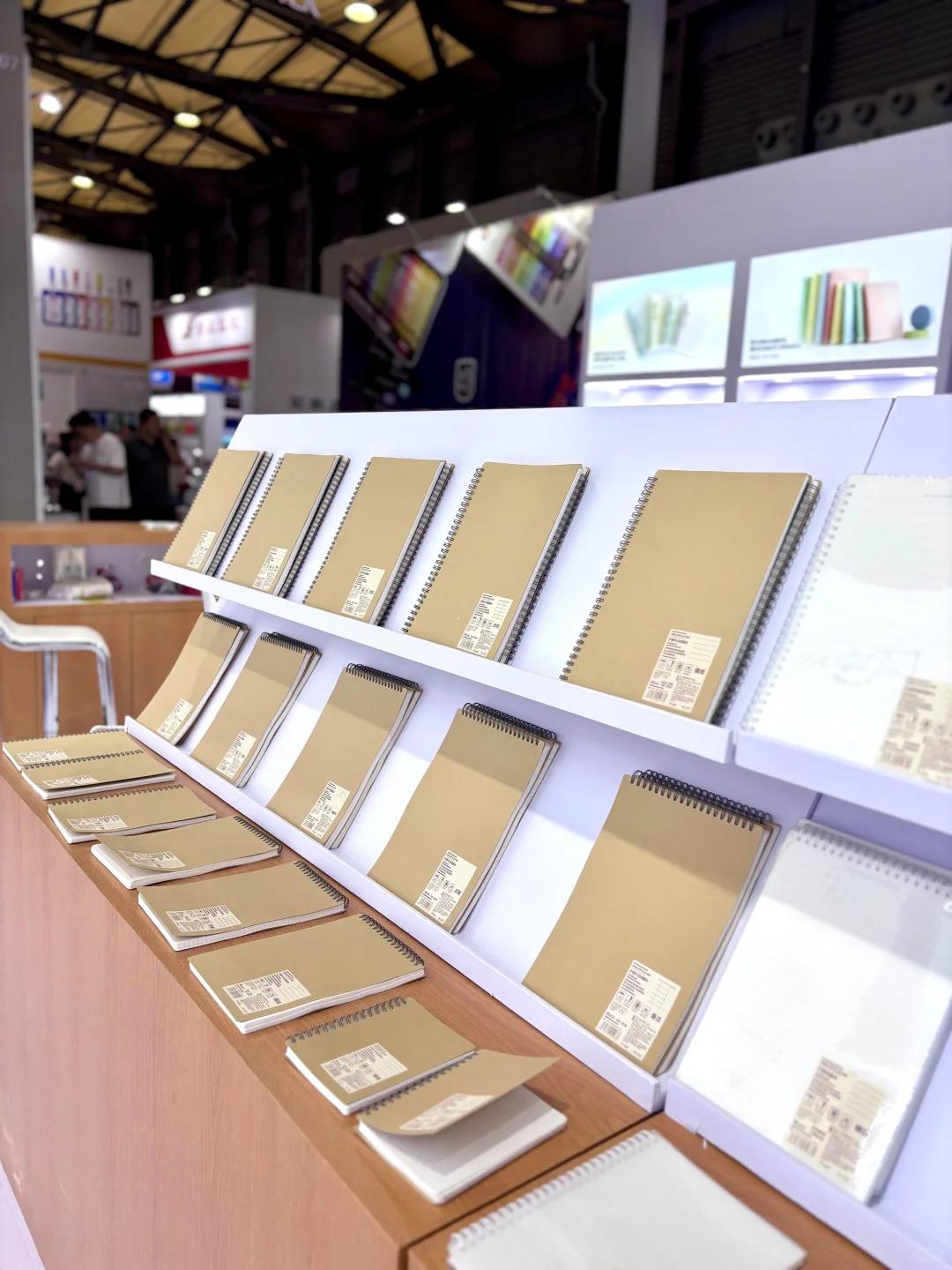 上海文创展✏️想买零售的记得最后一天去！