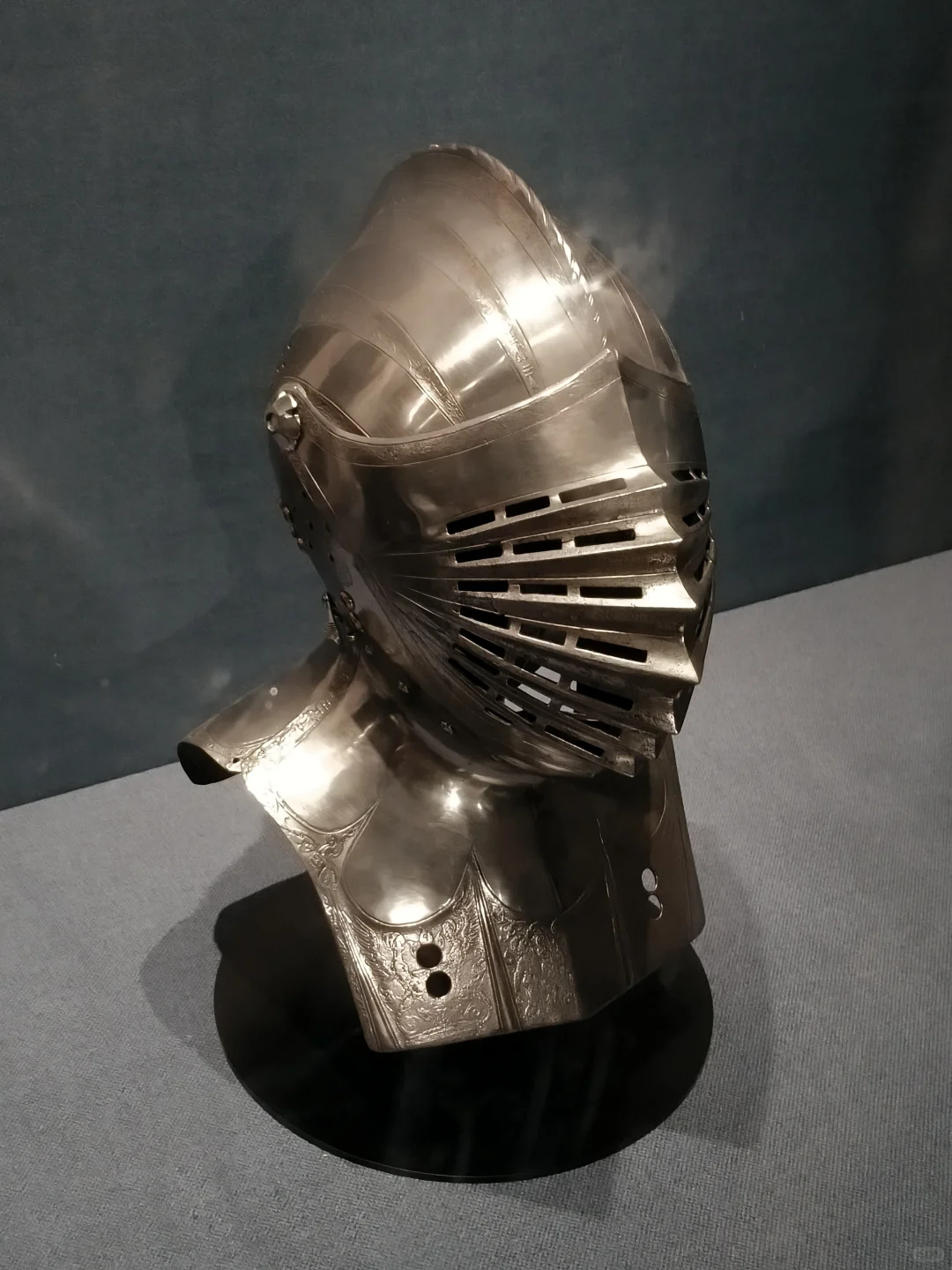 搞西幻这口饭太好吃了…