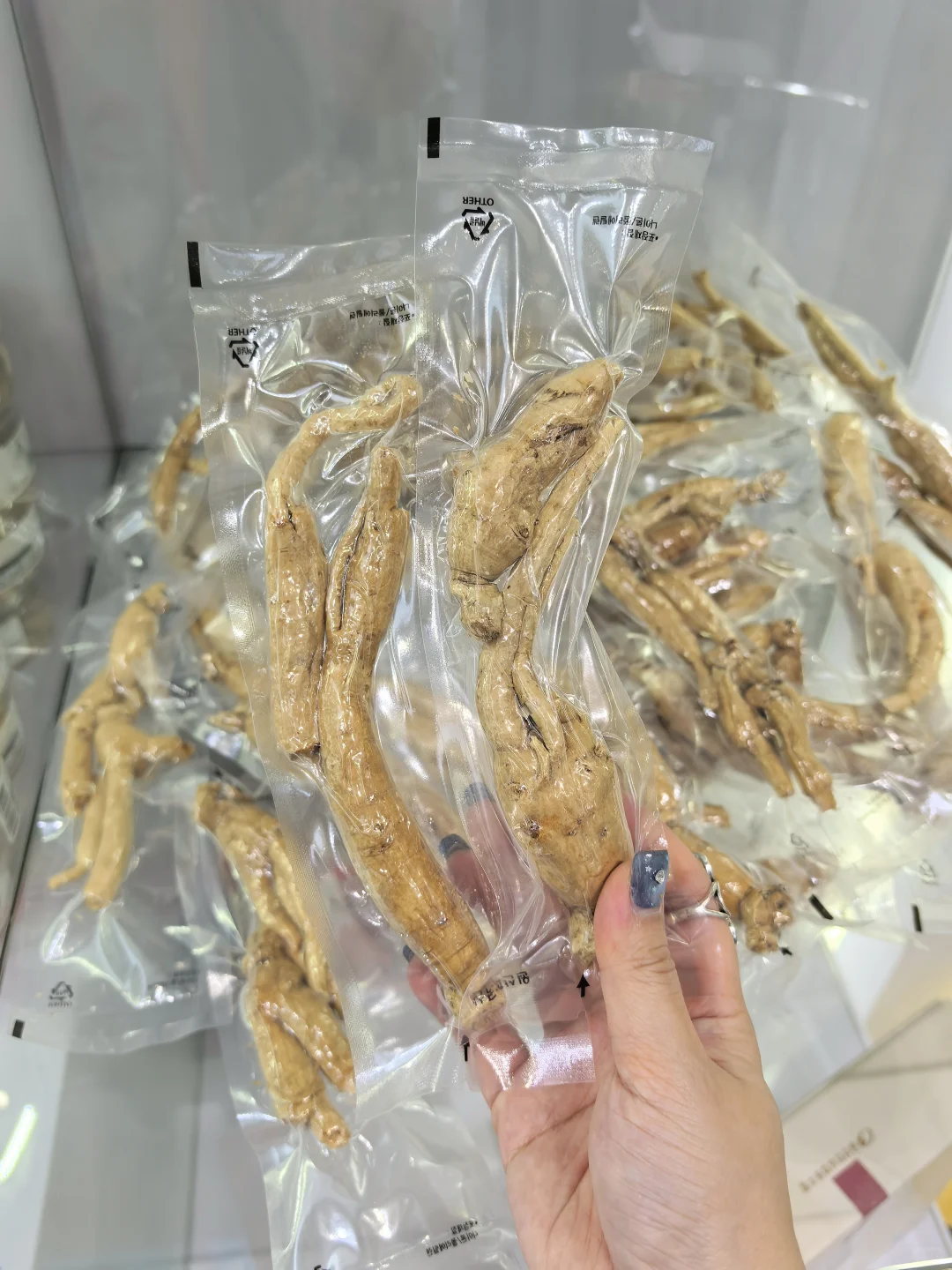 琶洲展会！找到了之前在韩国喝的红参！