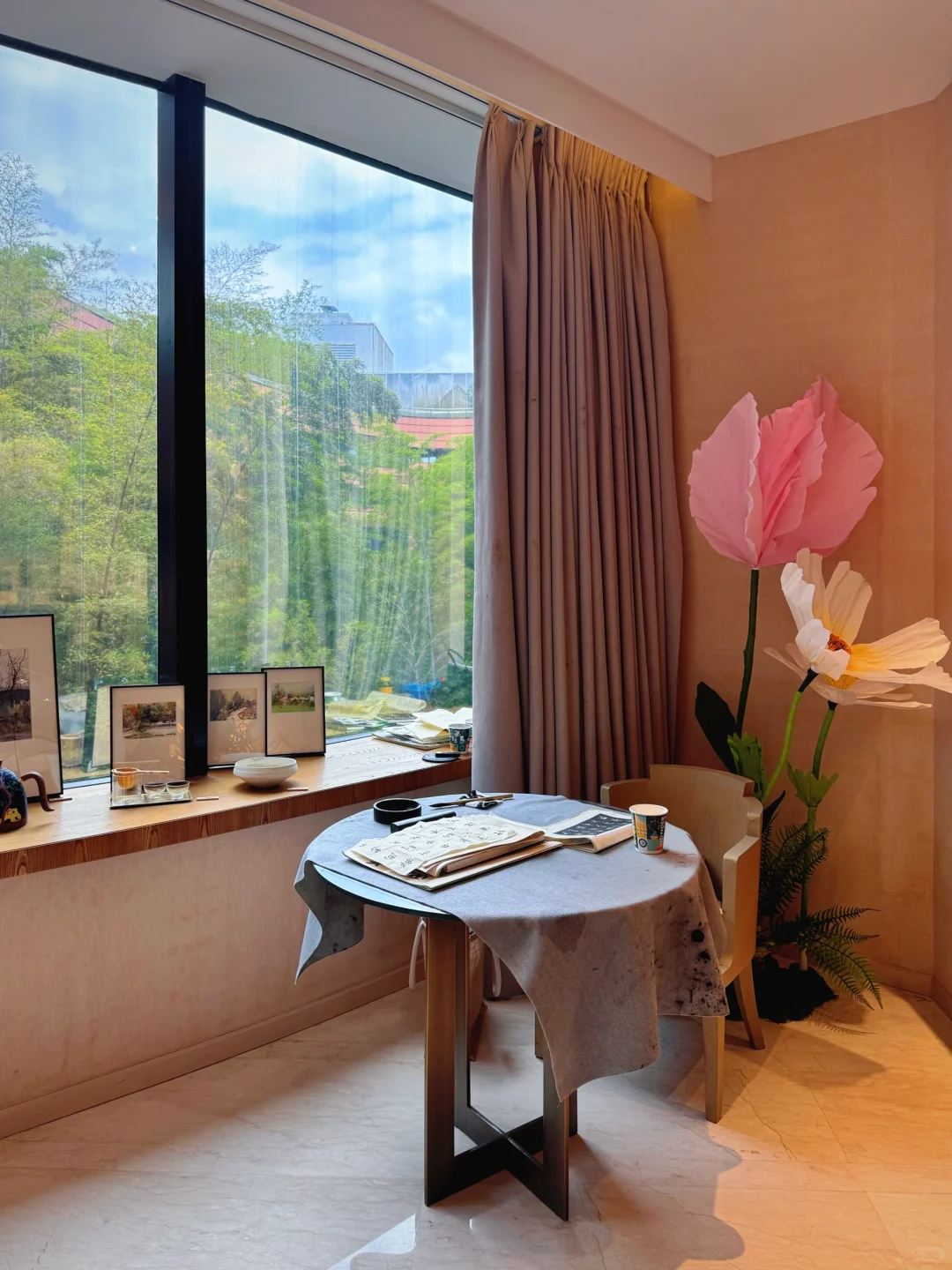 上海看展新地标！在酒店房间开艺术盲盒?