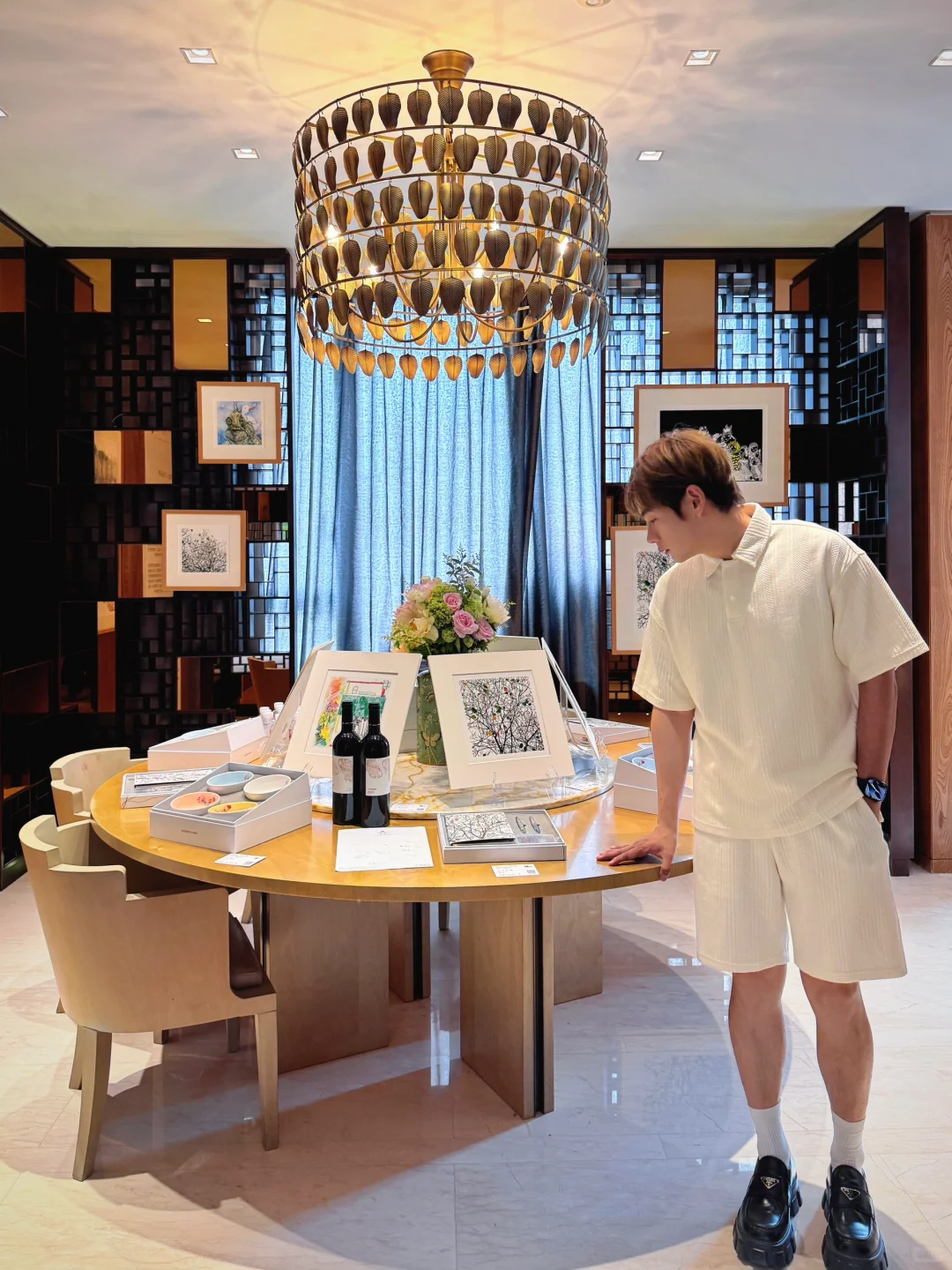 上海看展新地标！在酒店房间开艺术盲盒?