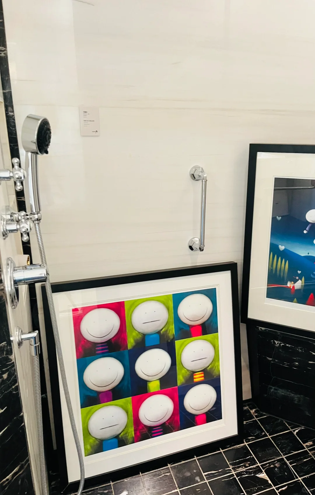 北京的艺术博览会已经搞进了厕所