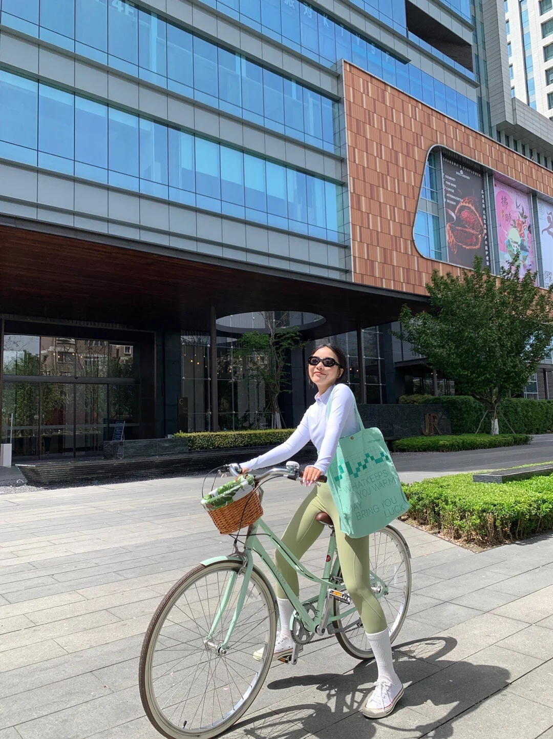 吸睛显身材的瑜伽服来啦！