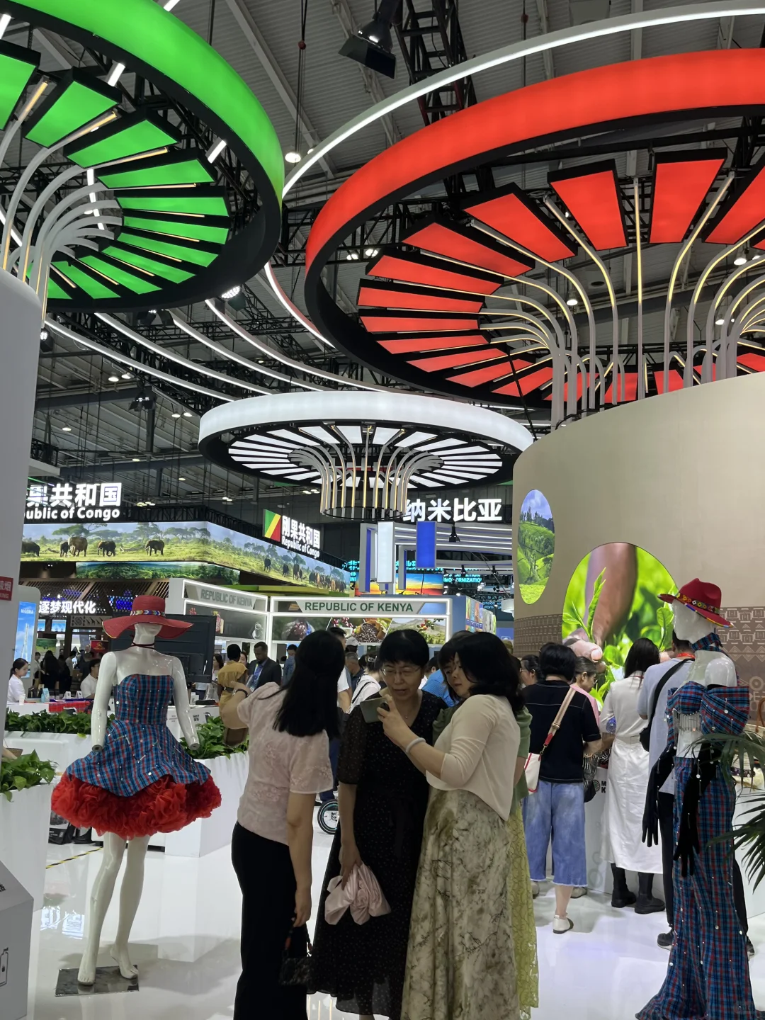 跨境|去中非博览会和非洲人随机聊天发现