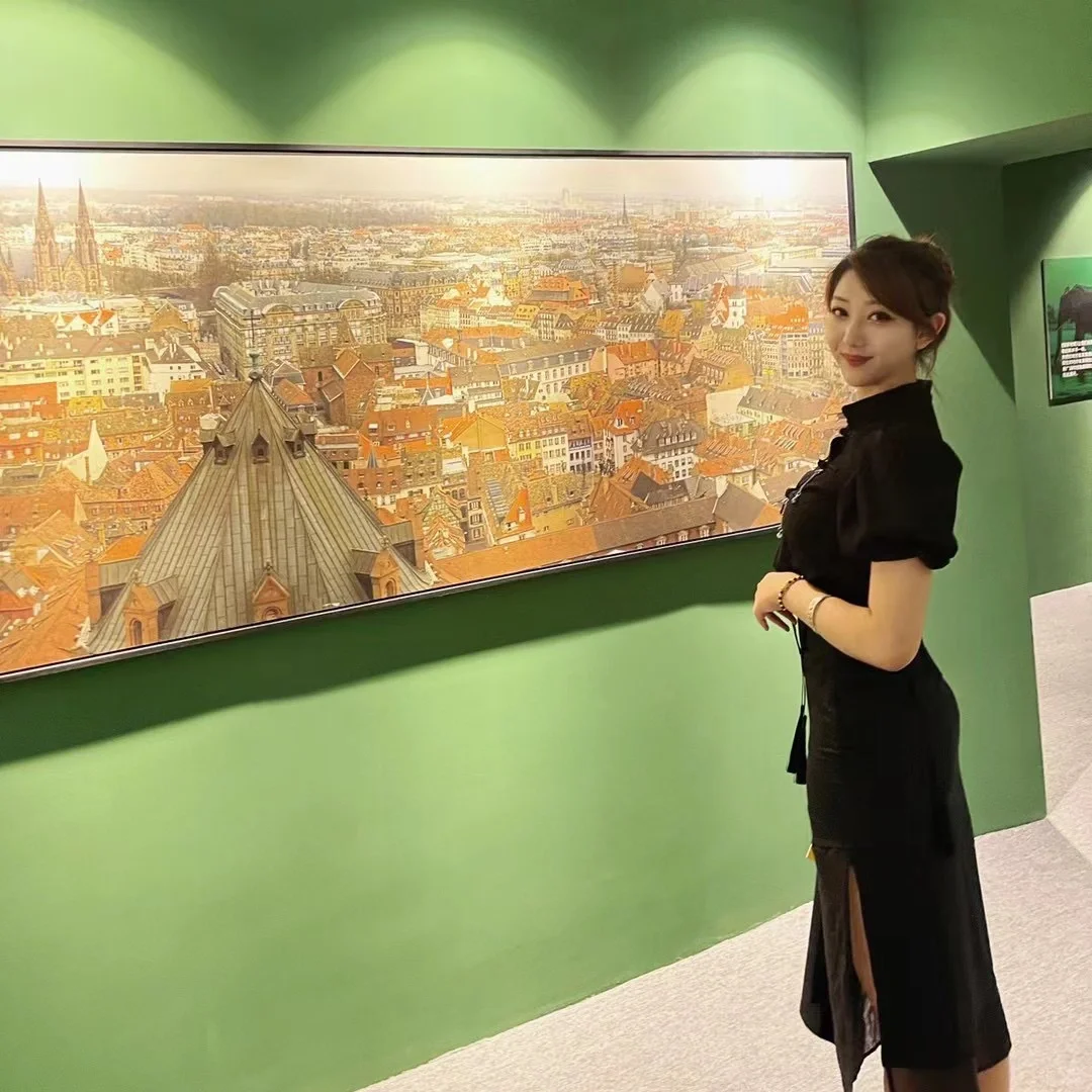 把世界?各地的美好收纳到展览里?