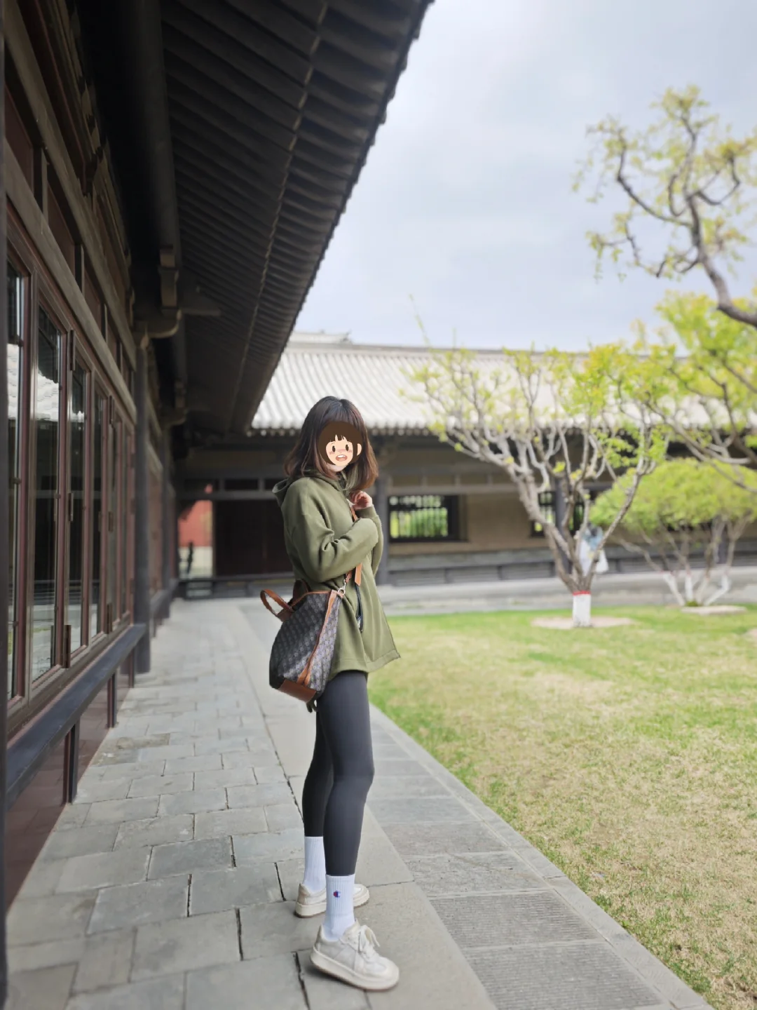 评论区有人要看瑜伽裤，安排库存