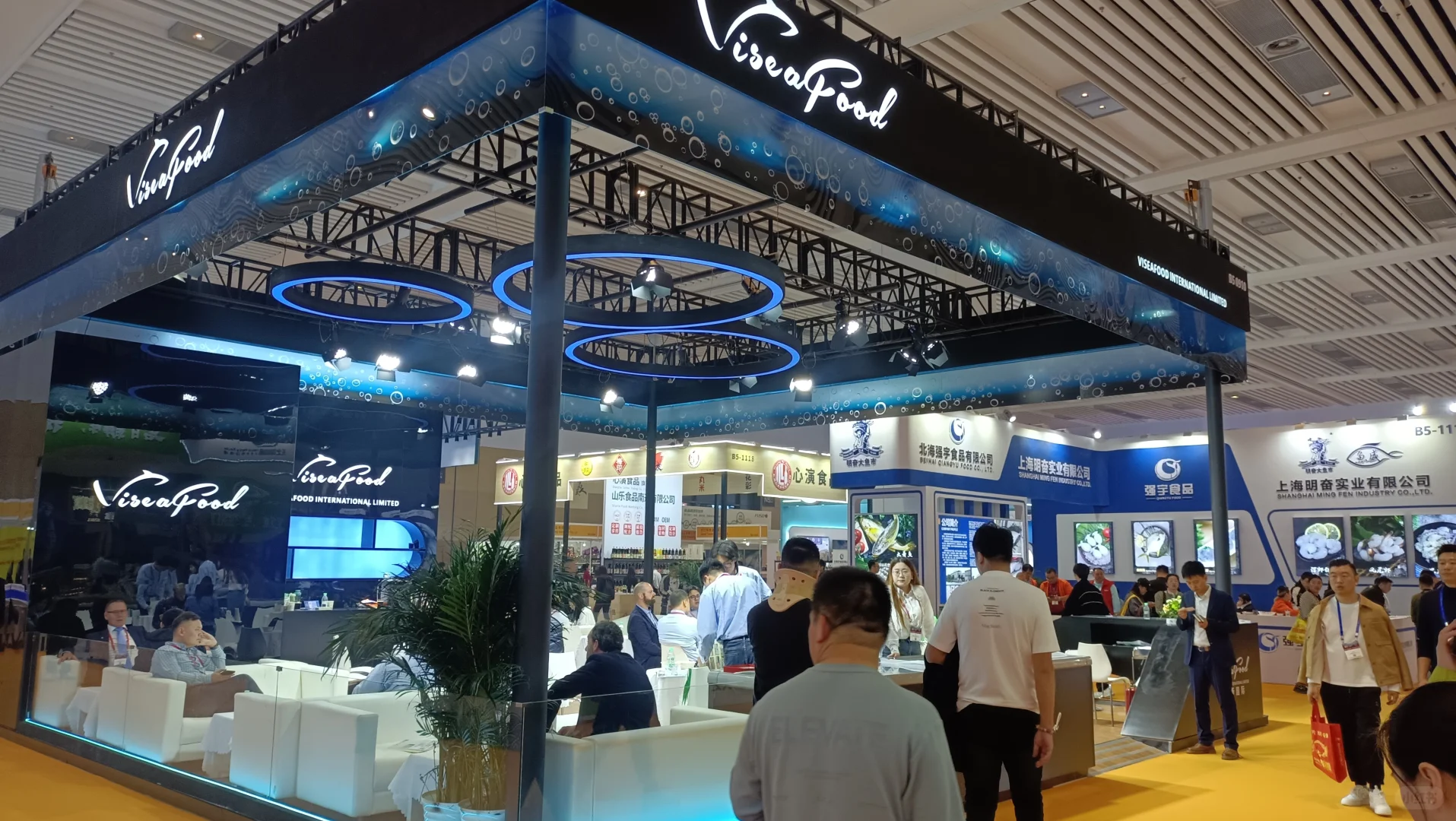 [海豚R]渔博会案例赏析-海洋风max的展台