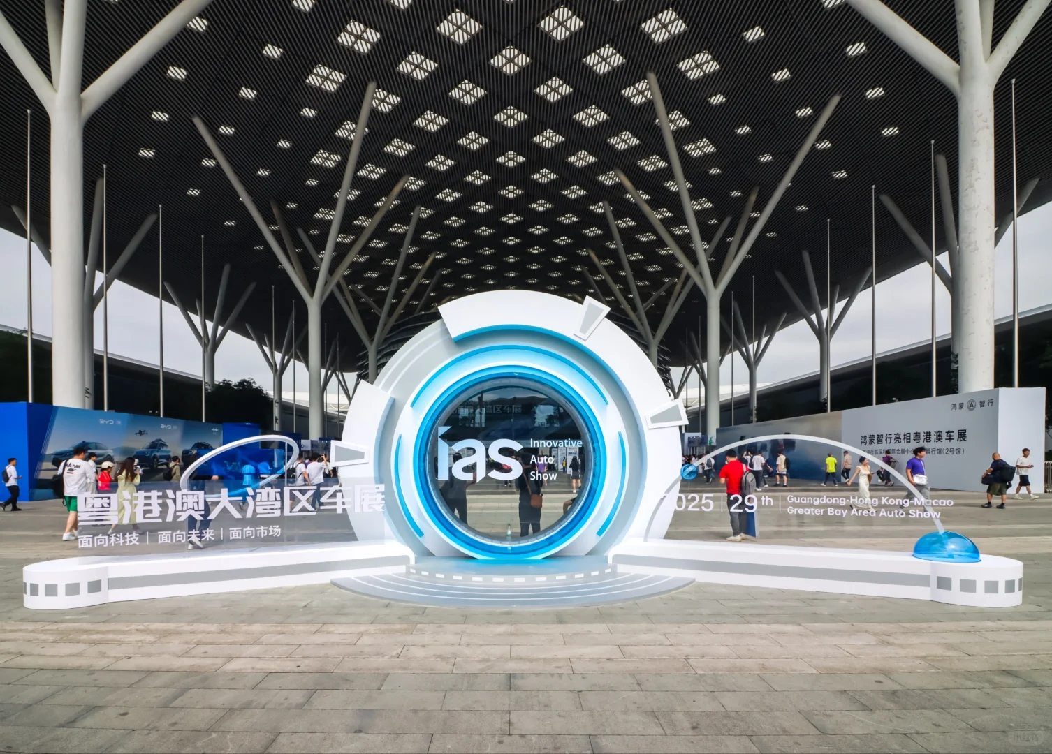 2025深圳粤港澳大湾区车展#第一视角