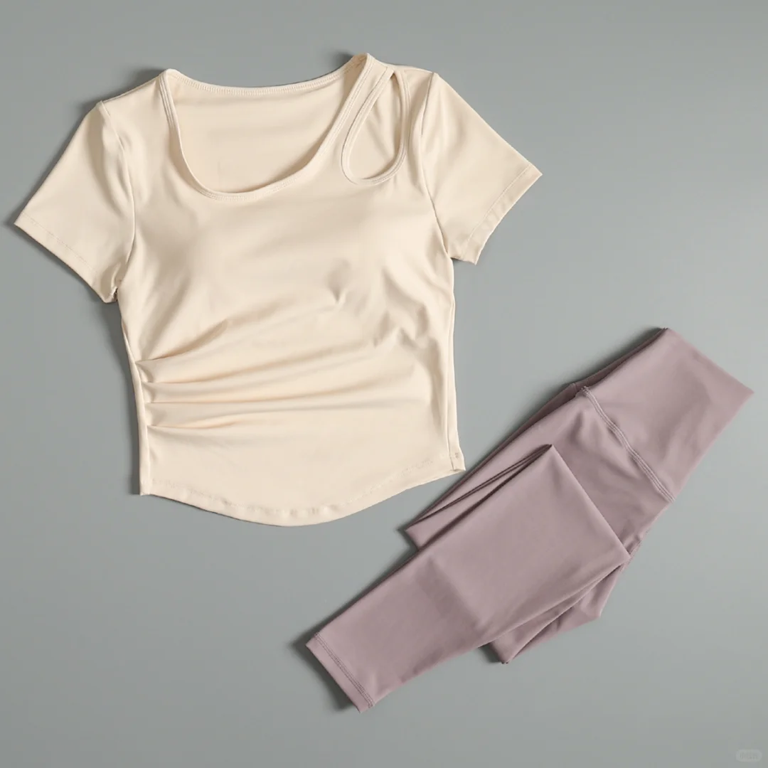 ?‍♀️跑步瑜伽两不误，显瘦速干套装