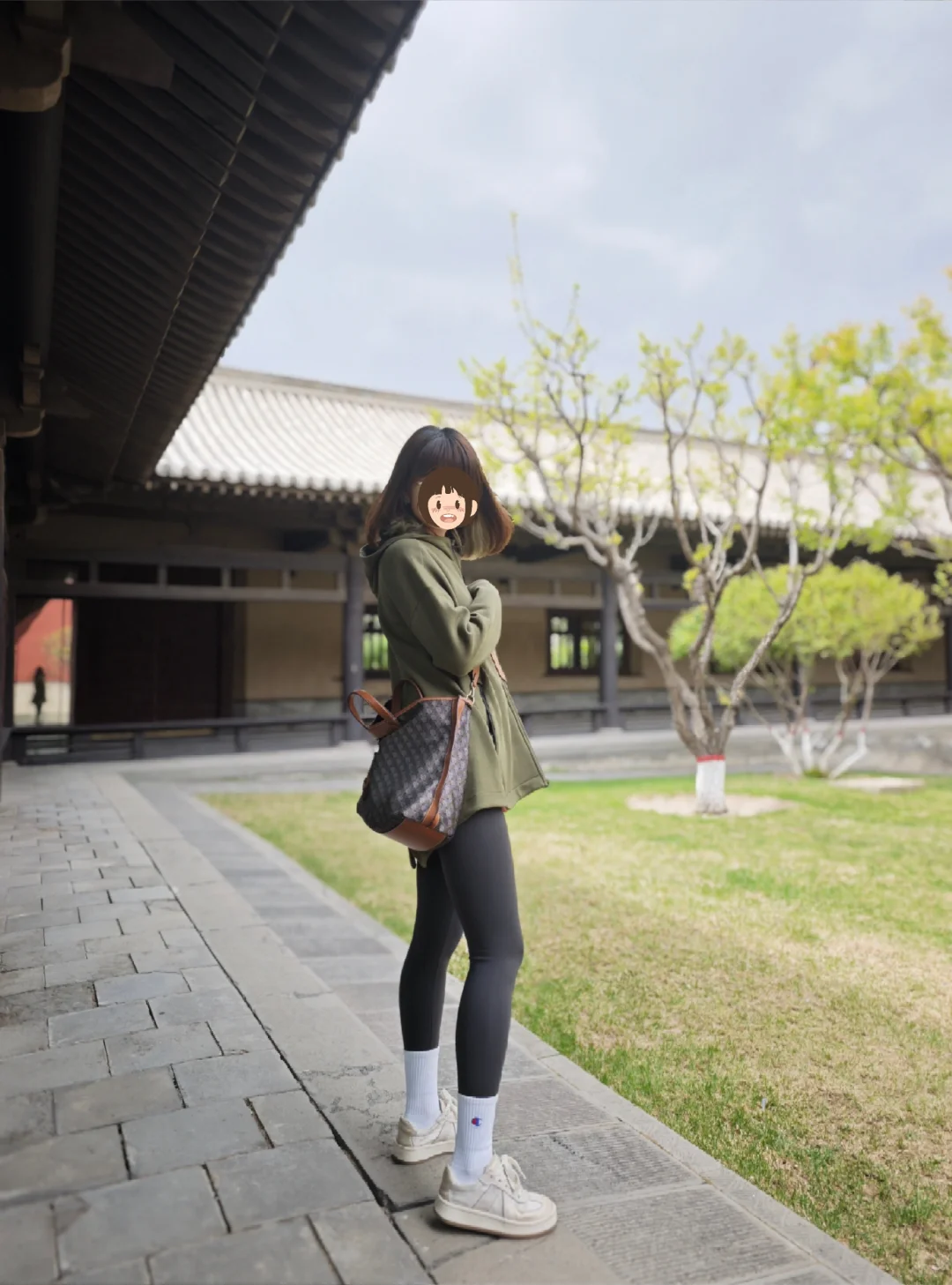 评论区有人要看瑜伽裤，安排库存