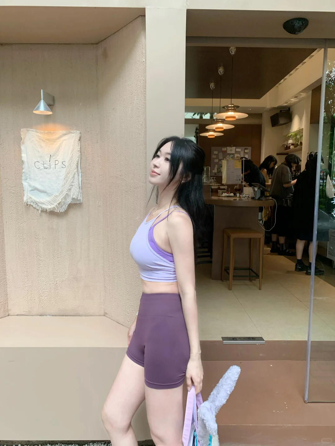 挑战只穿瑜伽服出门Day48｜夏日的紫?