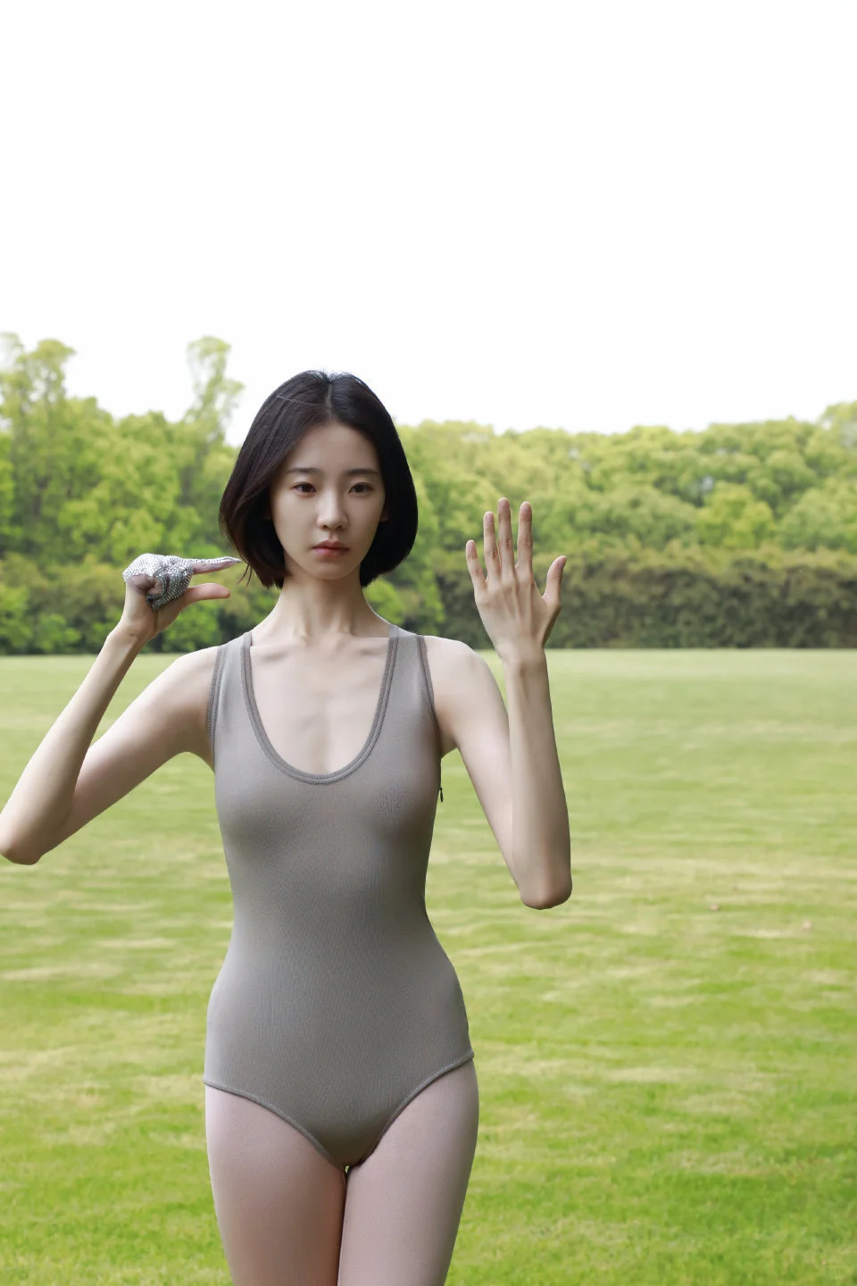 张艺凡怎么做到瘦瘦高高又文艺？