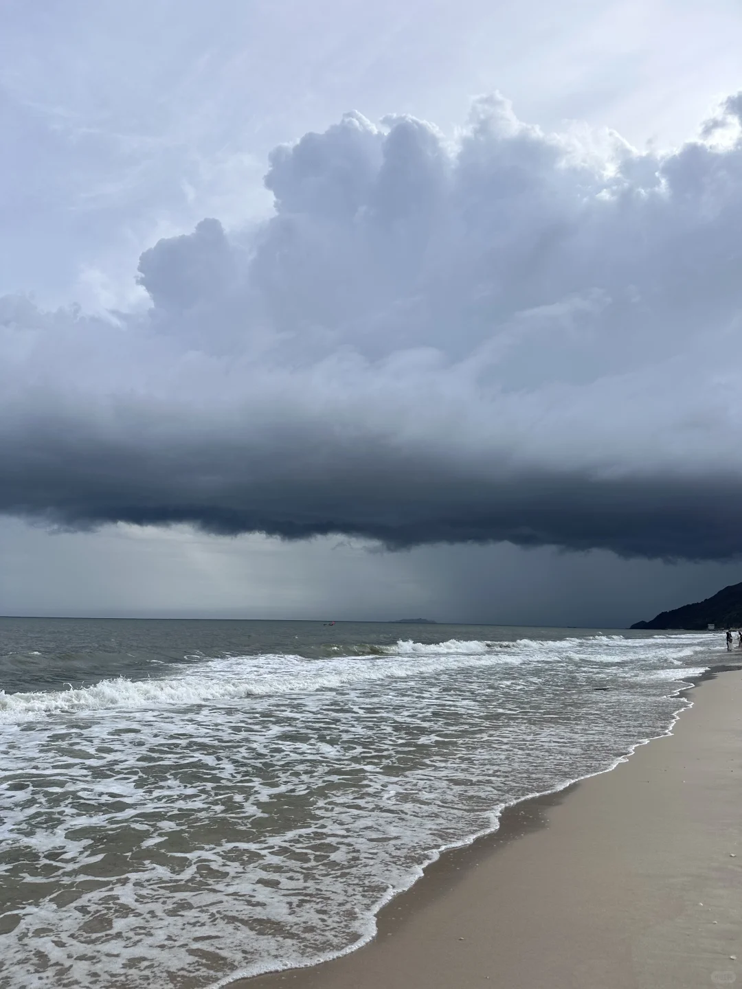 工作暂停！看海！