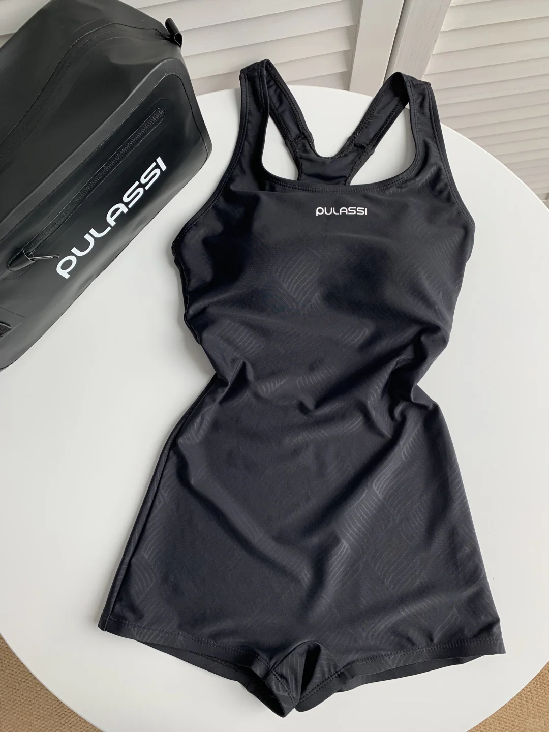 新手游泳必入‼️平价又显瘦的平角泳衣～