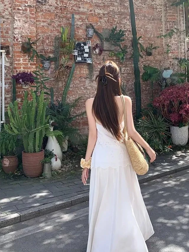 今天终于可以穿着漂亮的裙子出门啦～