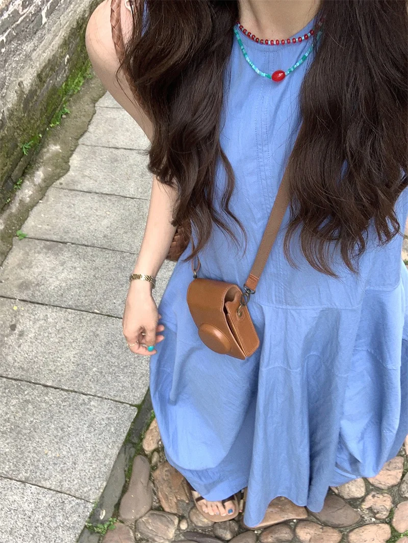 误入古镇，蓝裙子真的太出片了！氛围感拉满