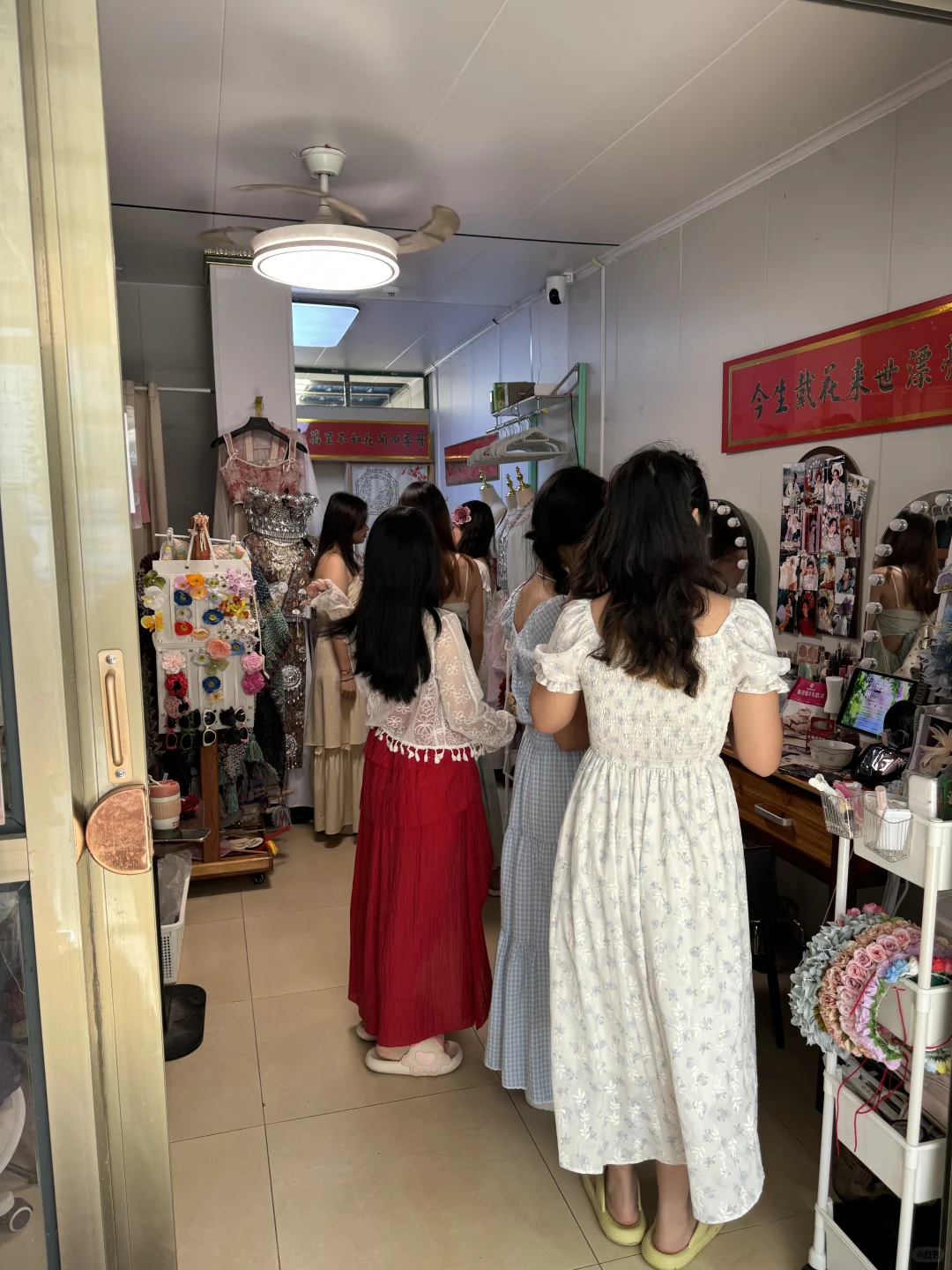 来北海带的衣服都太厚了怎么办?直接来租